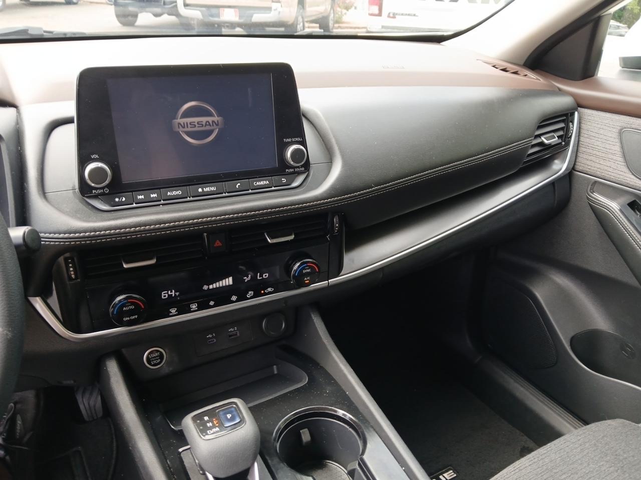 Nissan Rogue SV 2021