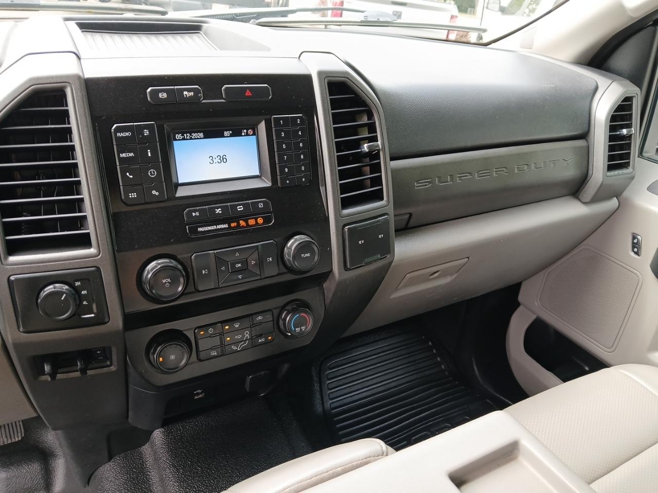Ford F-450 SD Crew Cab DRW 4WD 2021