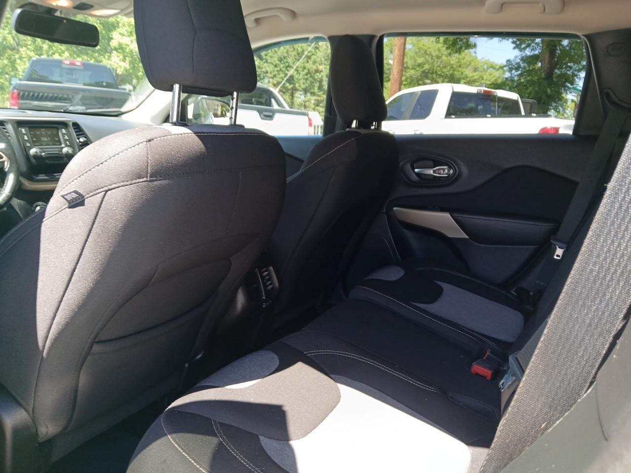 Jeep Cherokee Latitude FWD 2018