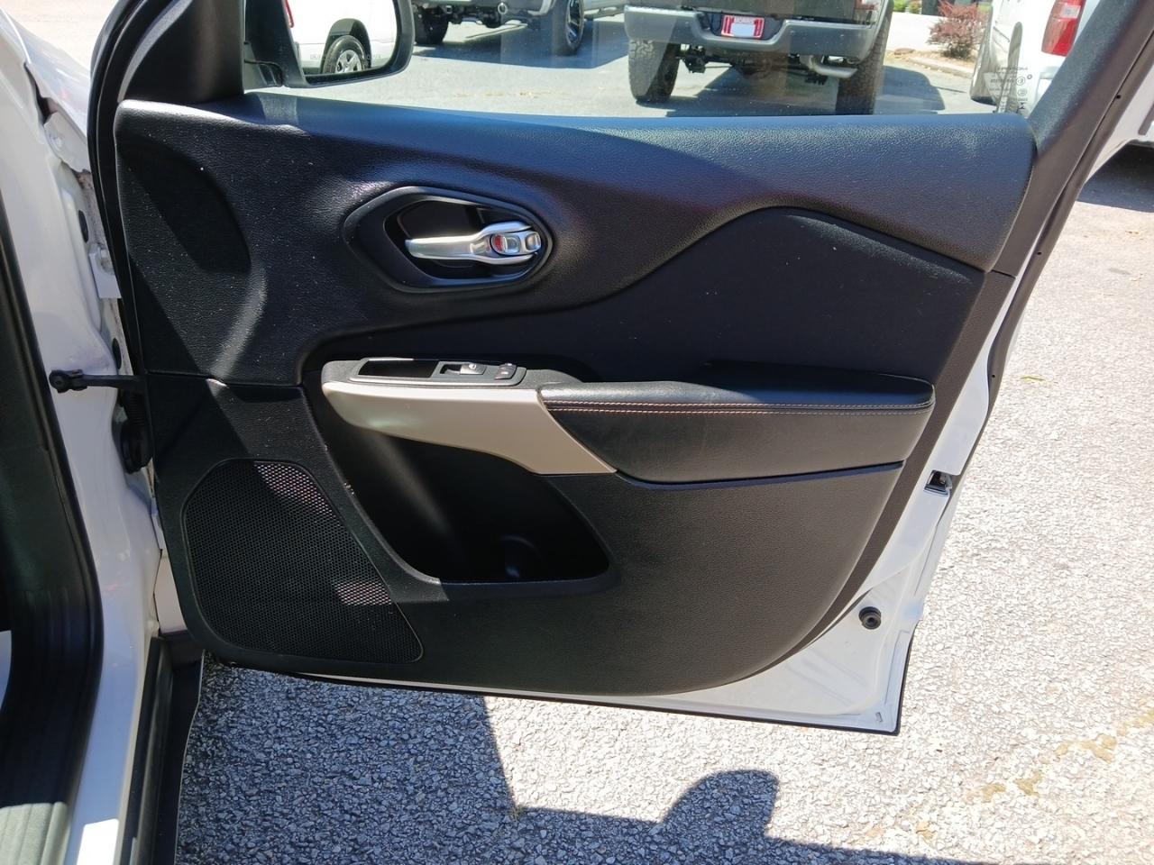 Jeep Cherokee Latitude FWD 2018
