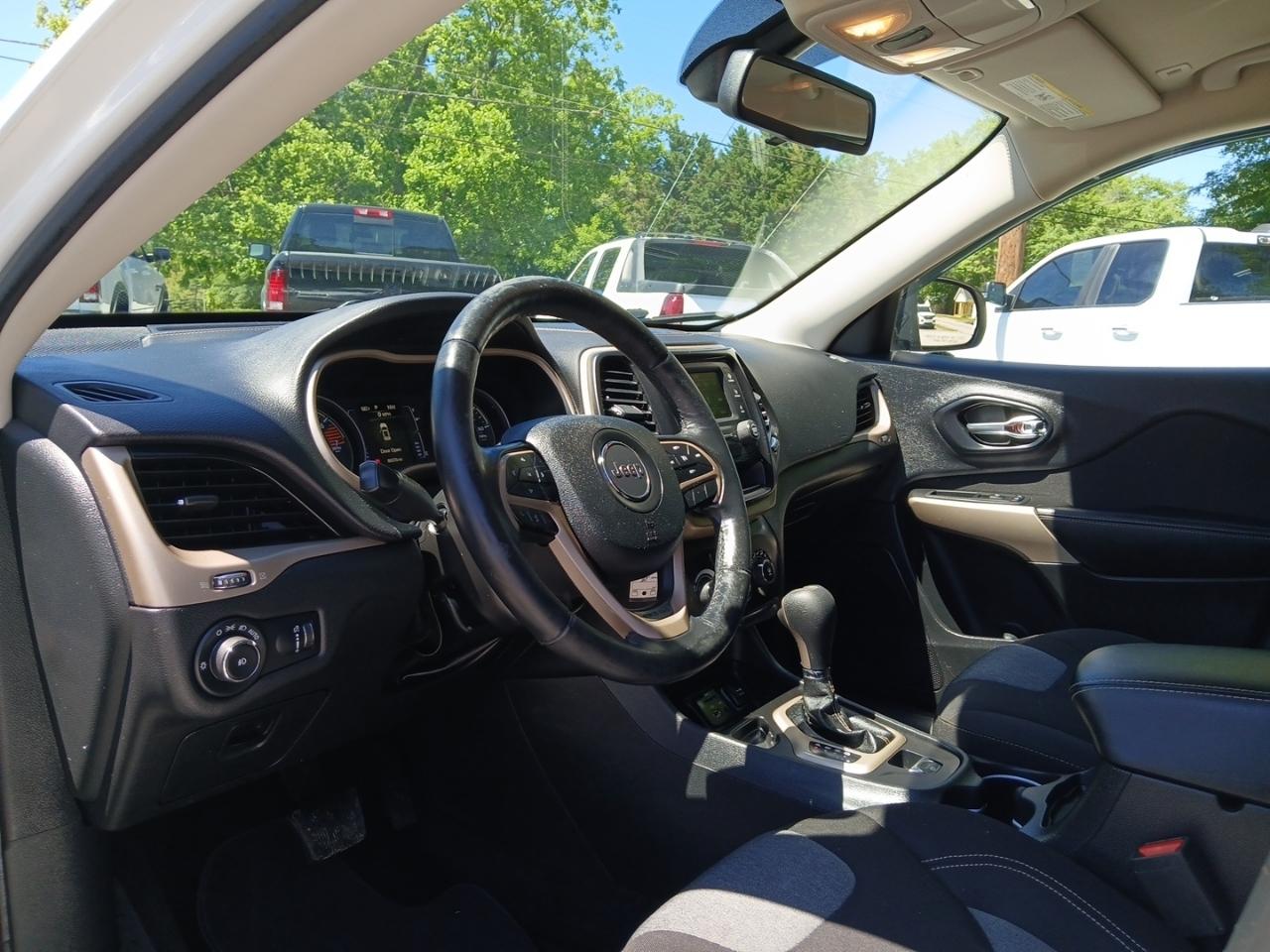 Jeep Cherokee Latitude FWD 2018