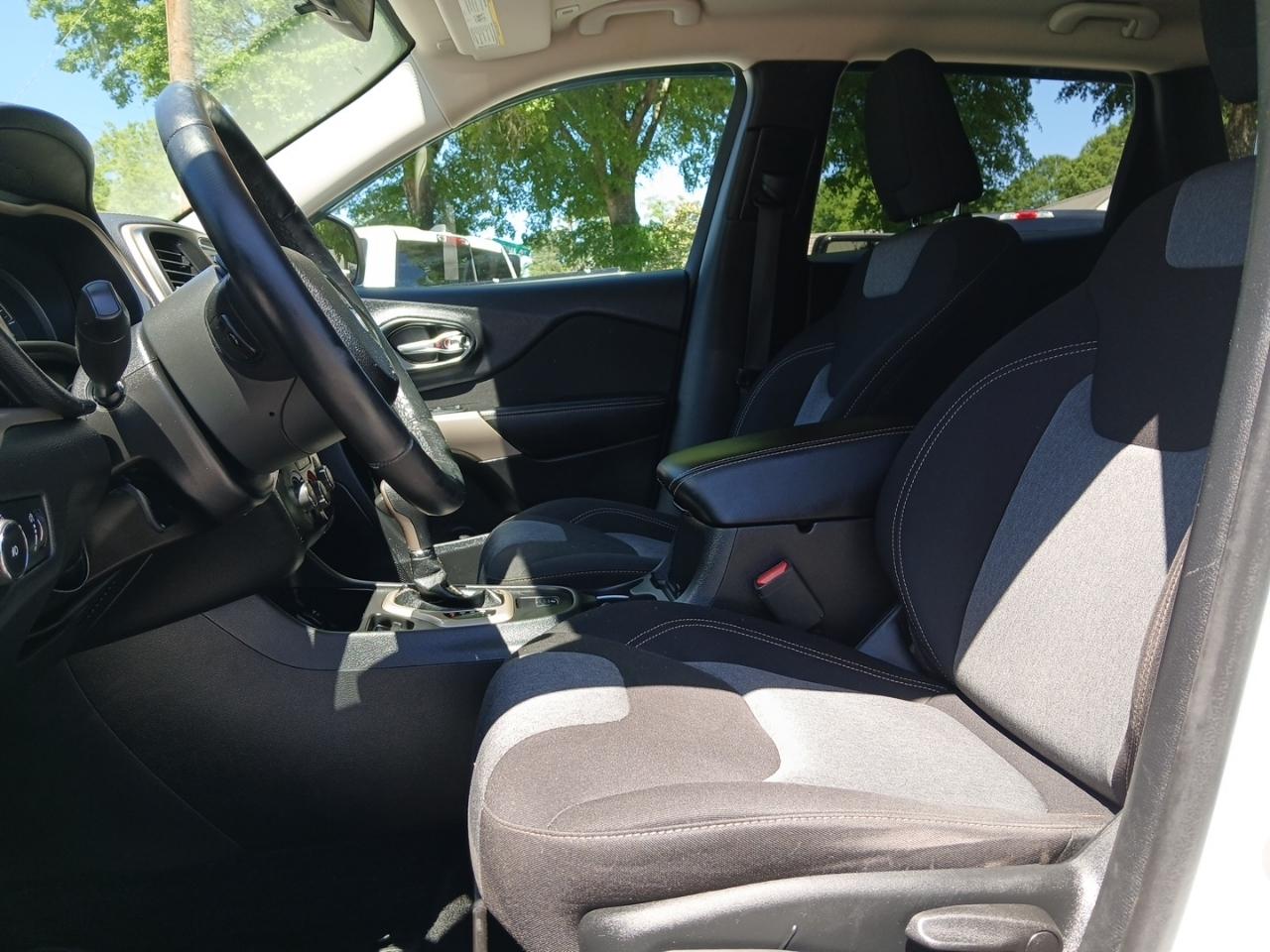 Jeep Cherokee Latitude FWD 2018