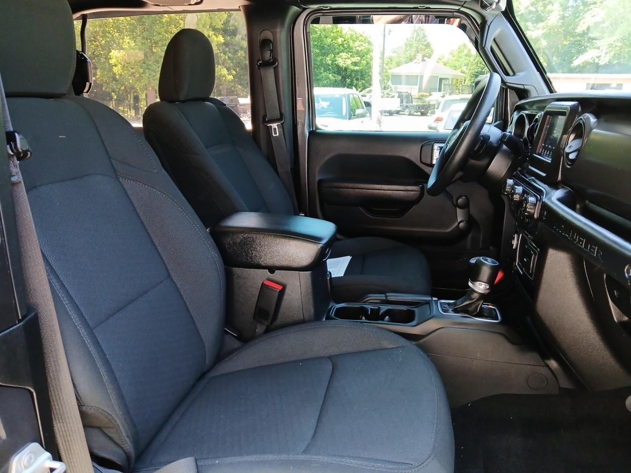 Jeep Wrangler Unlimited Sport 2023