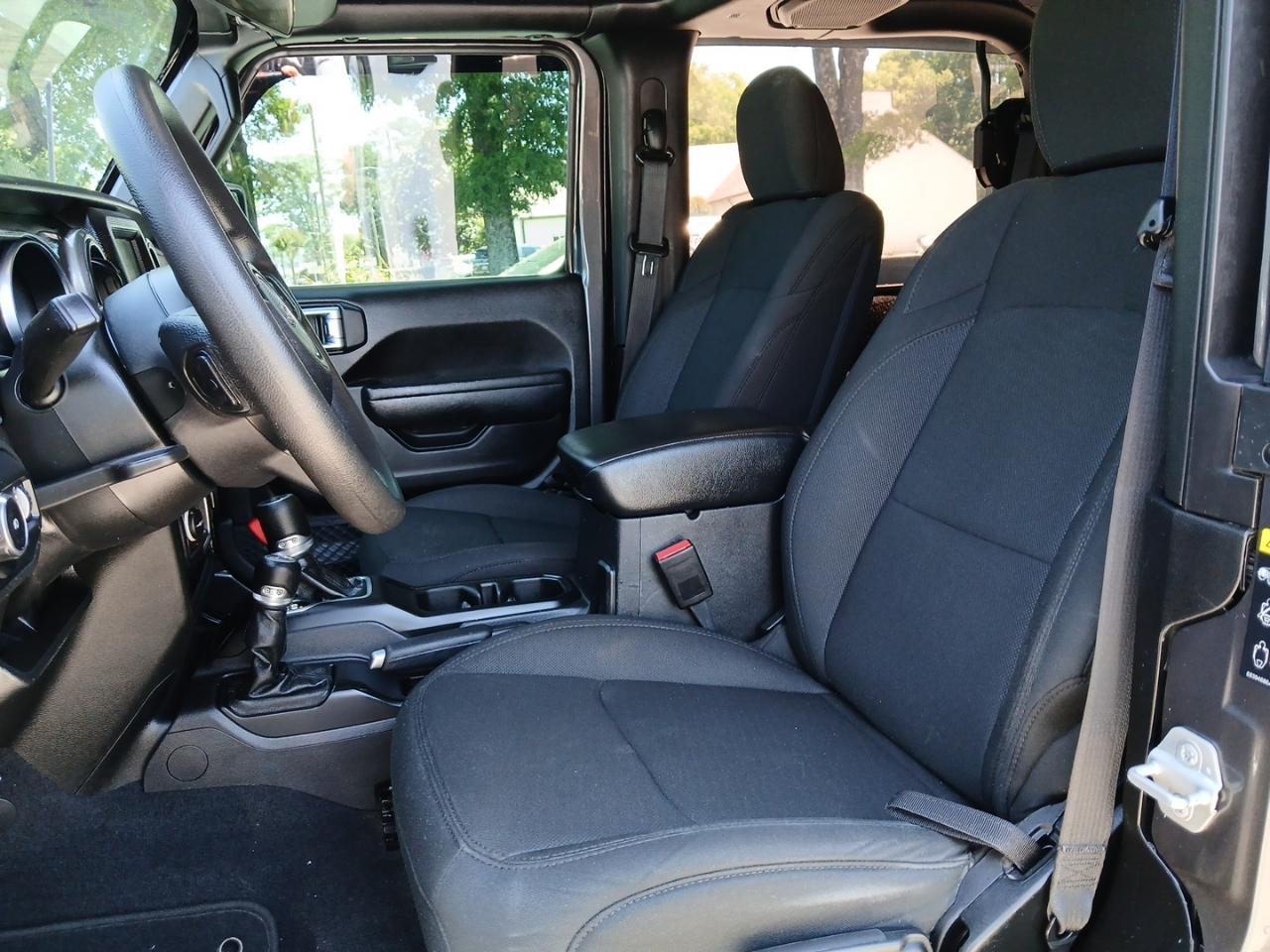 Jeep Wrangler Unlimited Sport 2023