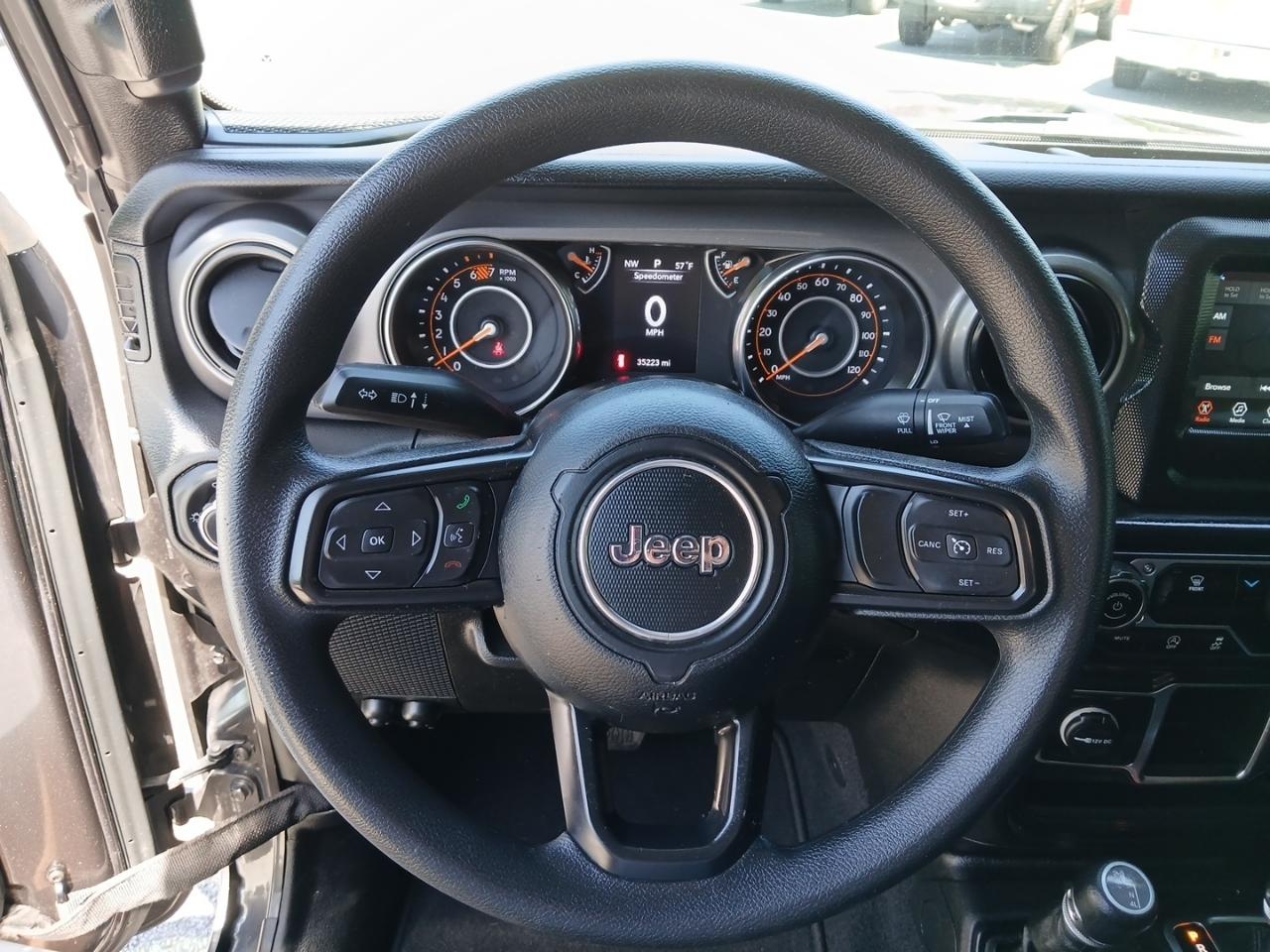 Jeep Wrangler Unlimited Sport 2023