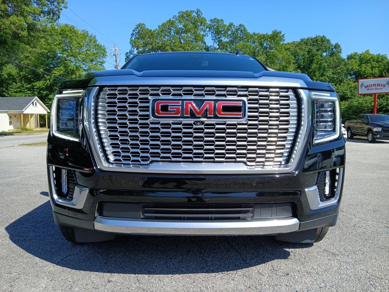 GMC Yukon Denali 4WD 2023