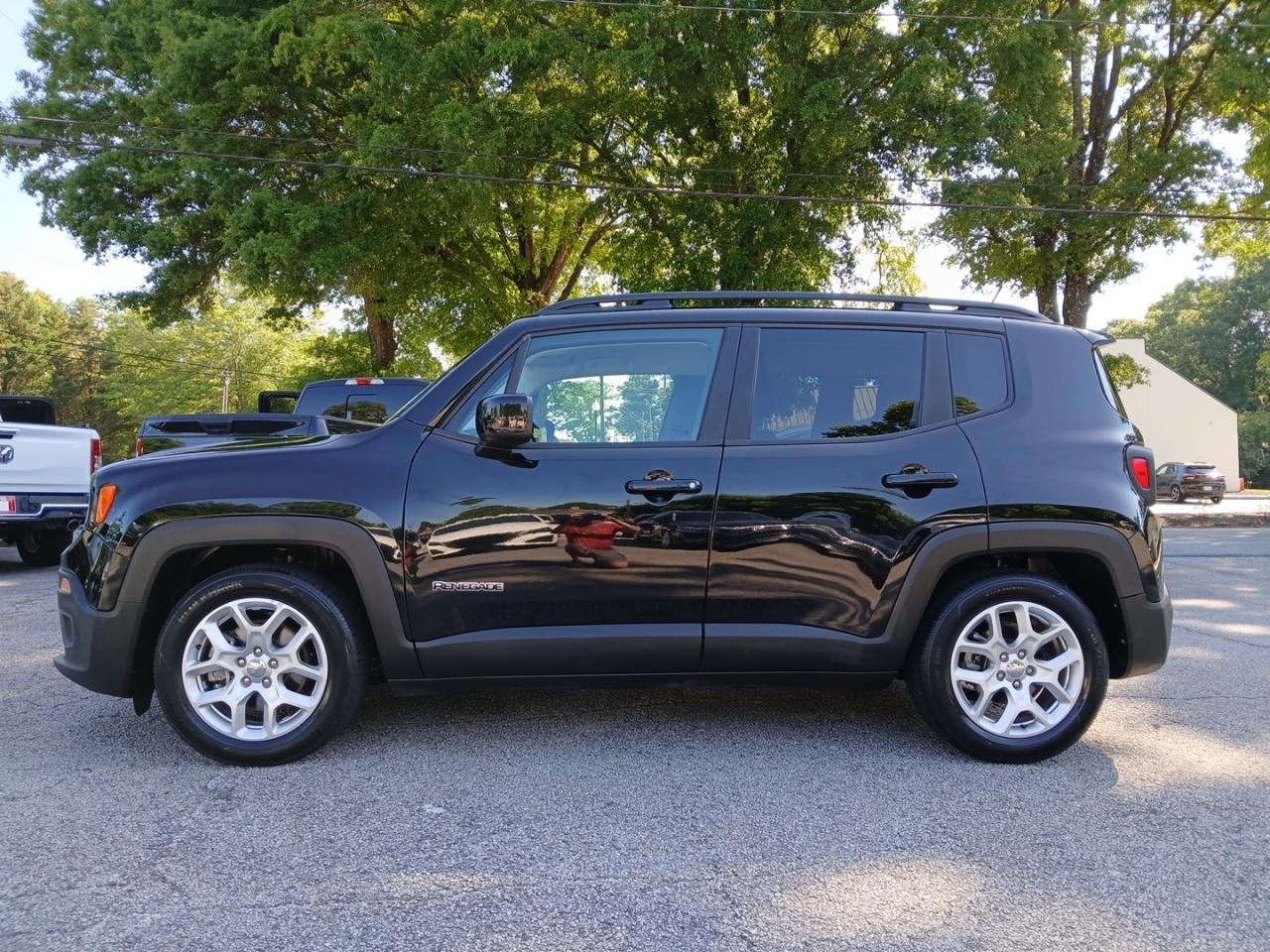 2017 Jeep Renegade Latitude FWD