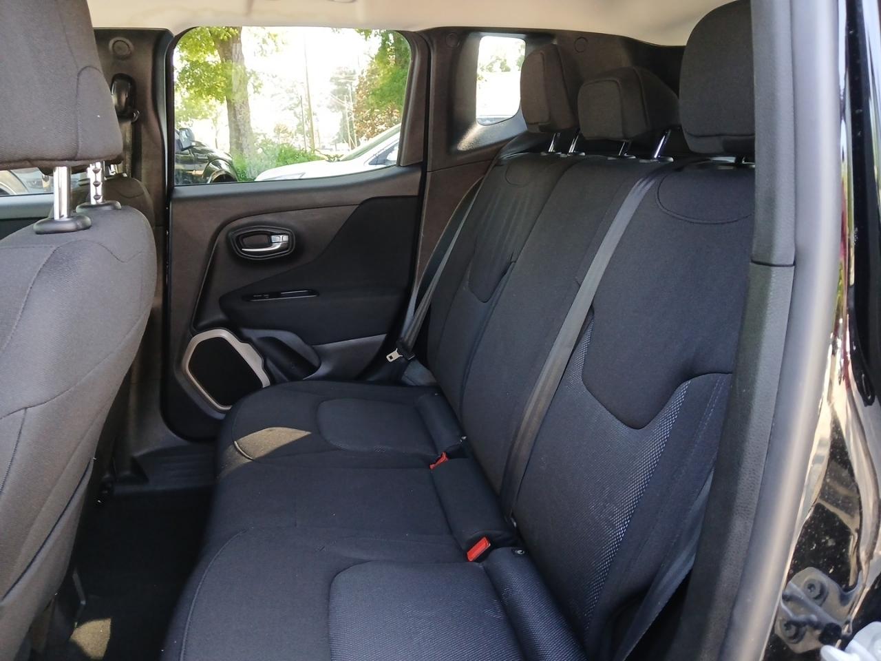 Jeep Renegade Latitude FWD 2017