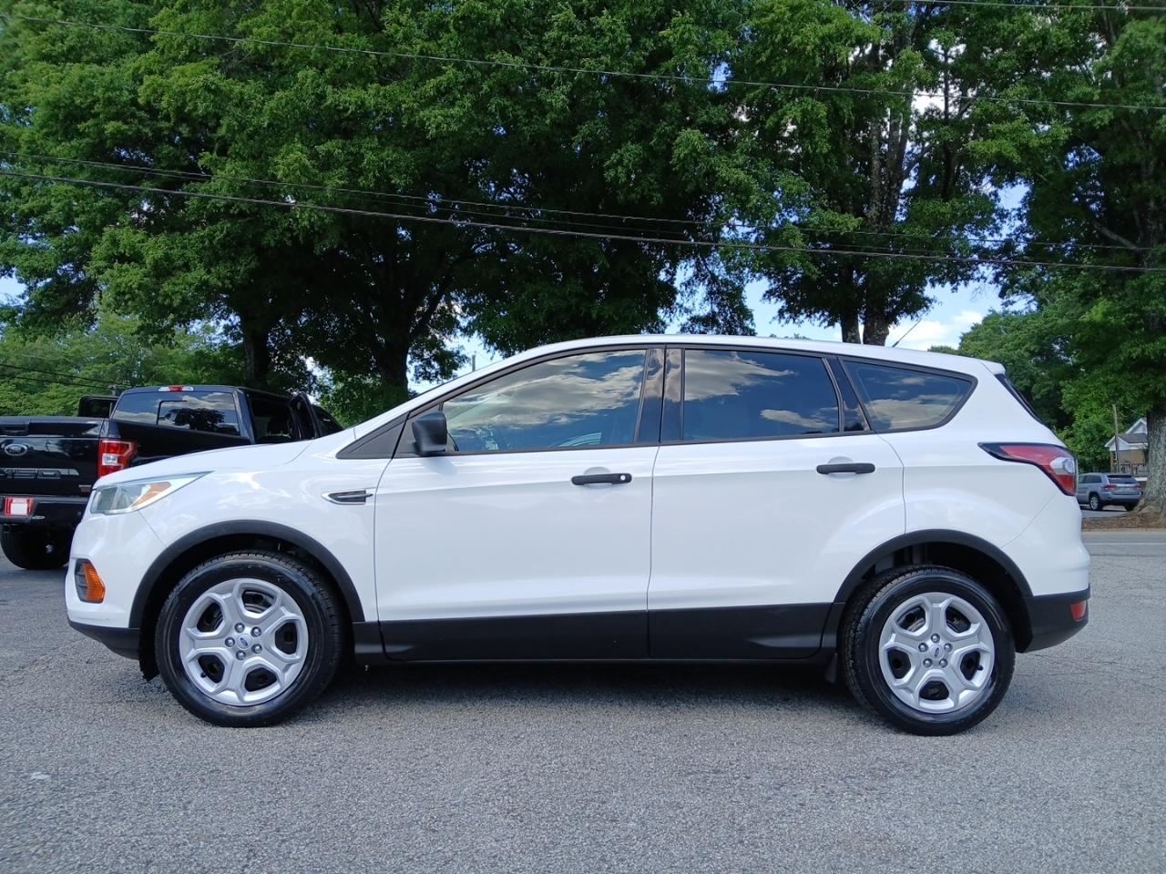 2017 Ford Escape S FWD