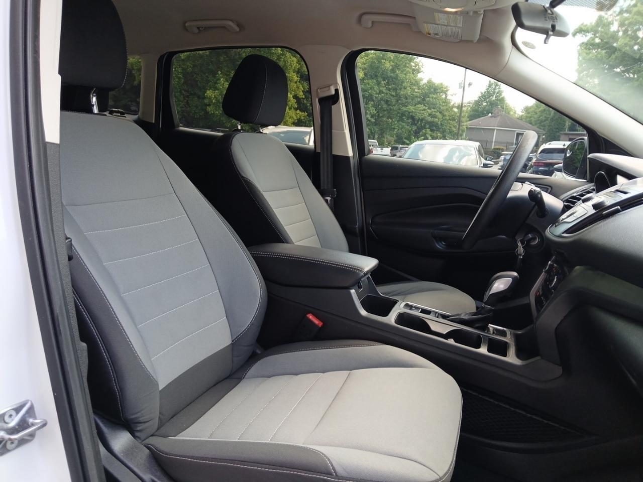 Ford Escape S FWD 2017