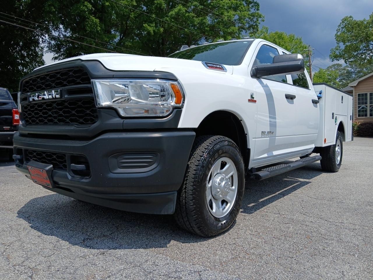 RAM 3500 Tradesman Crew Cab 4WD 2022