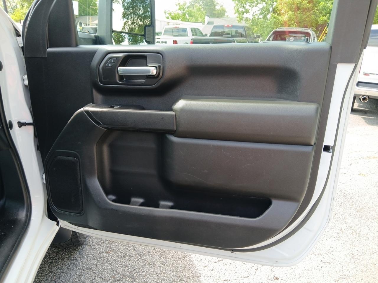 Chevrolet Silverado 2500HD 2WD Reg Cab 133.6" Work Truck 2022
