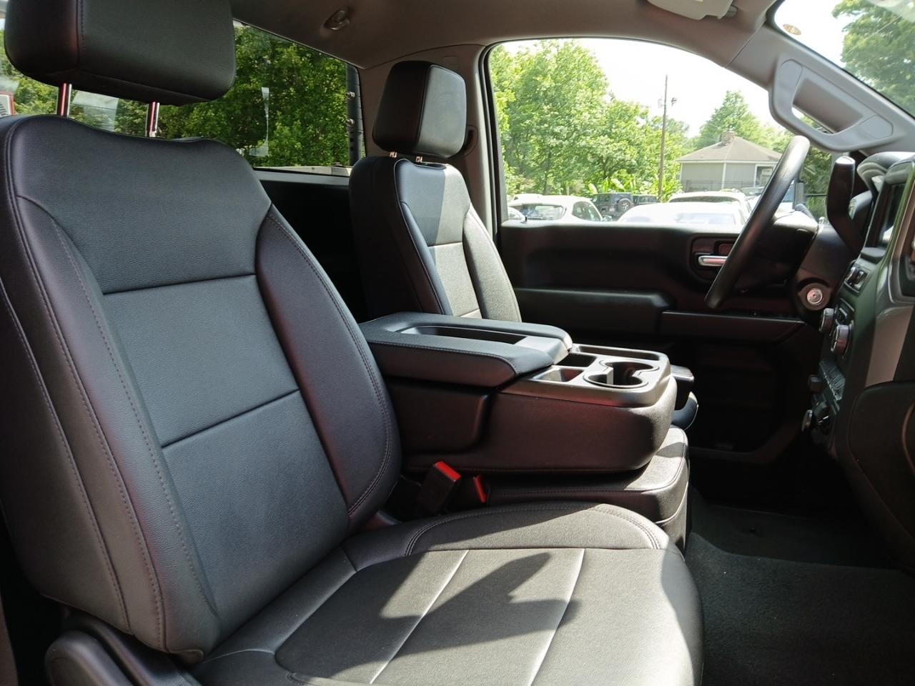 Chevrolet Silverado 2500HD 2WD Reg Cab 133.6" Work Truck 2022