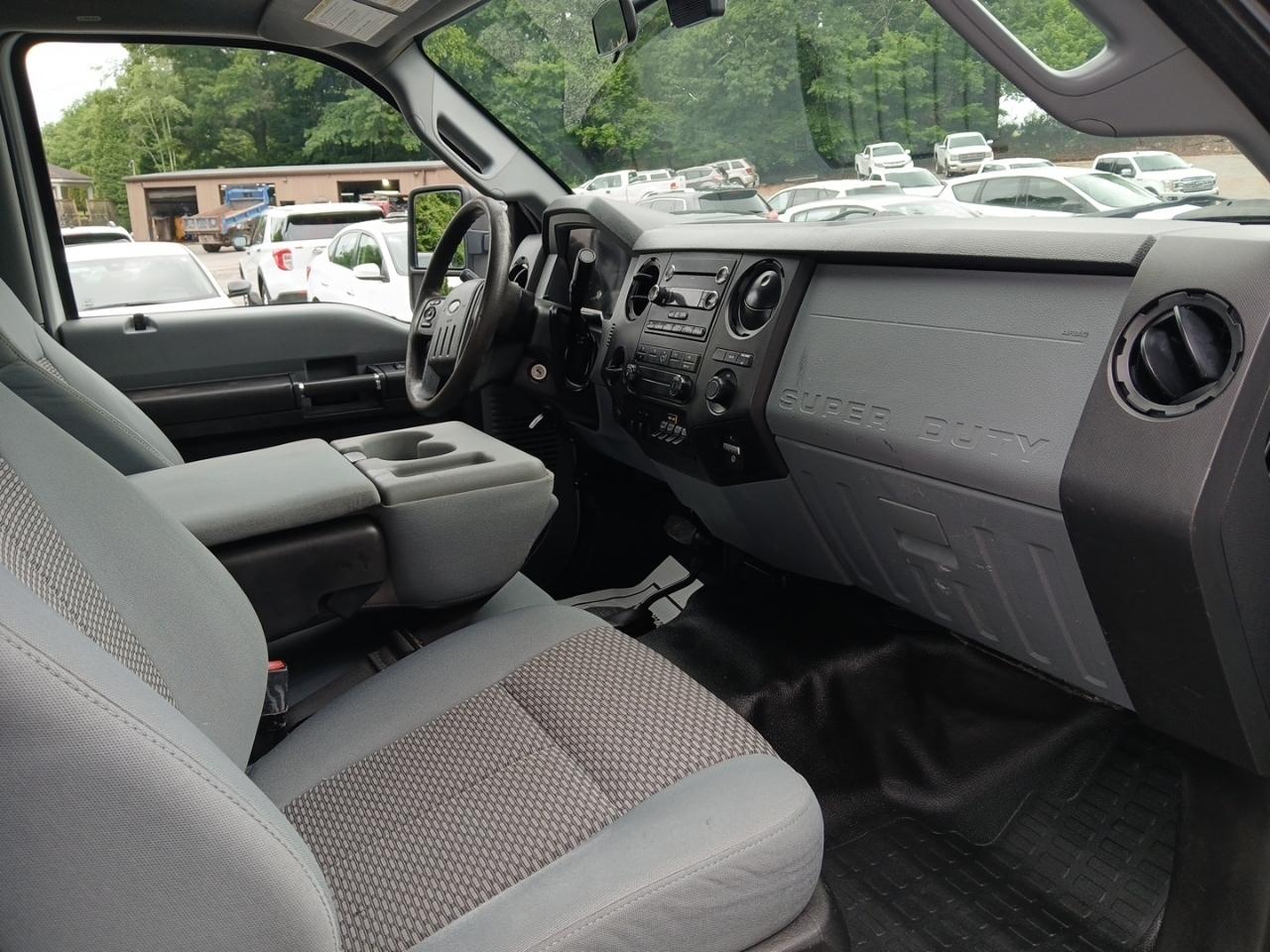 Ford F-350 SD XL DRW 4WD 2014