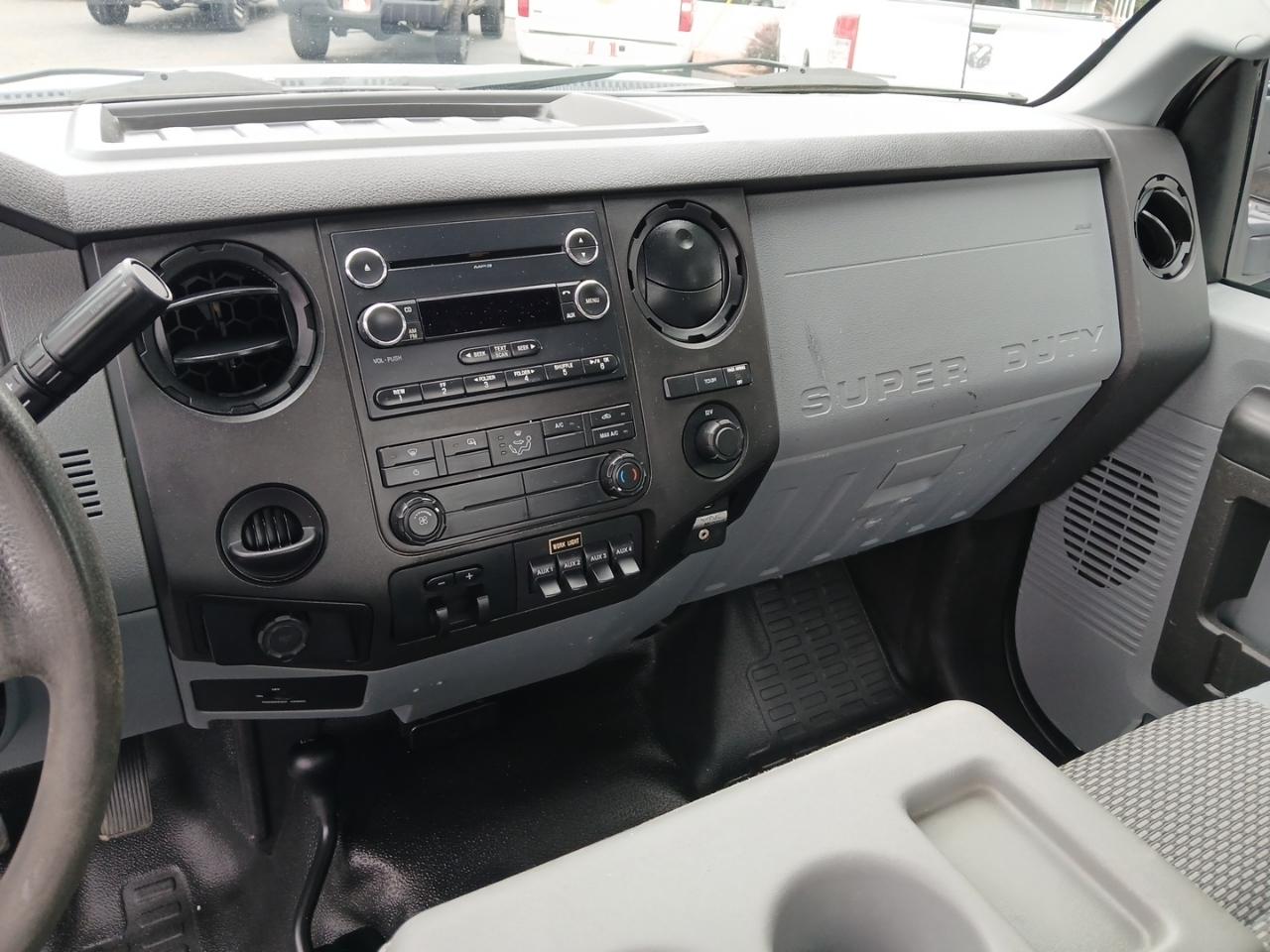 Ford F-350 SD XL DRW 4WD 2014