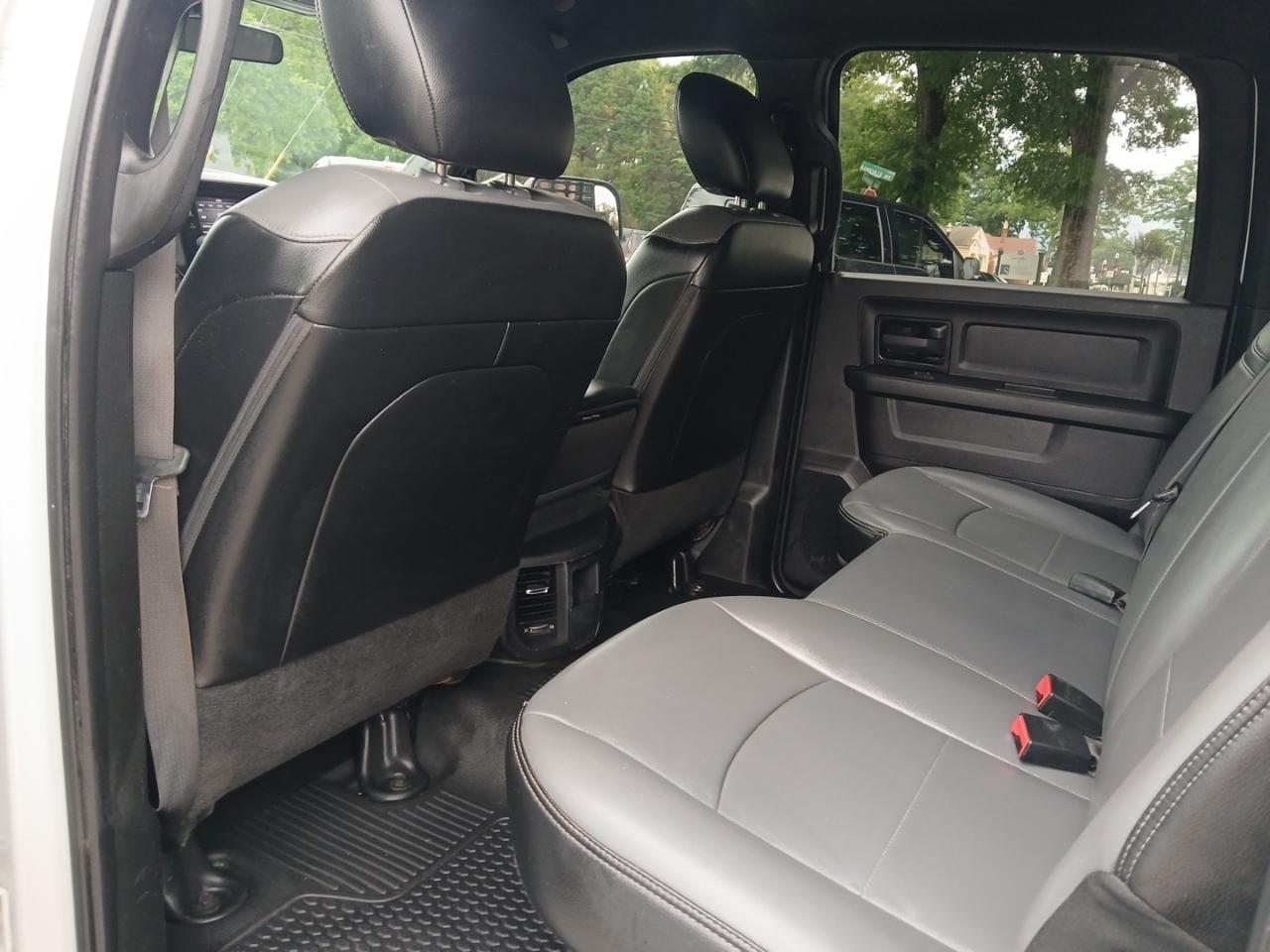 RAM 3500 Crew Cab 4WD DRW 2022