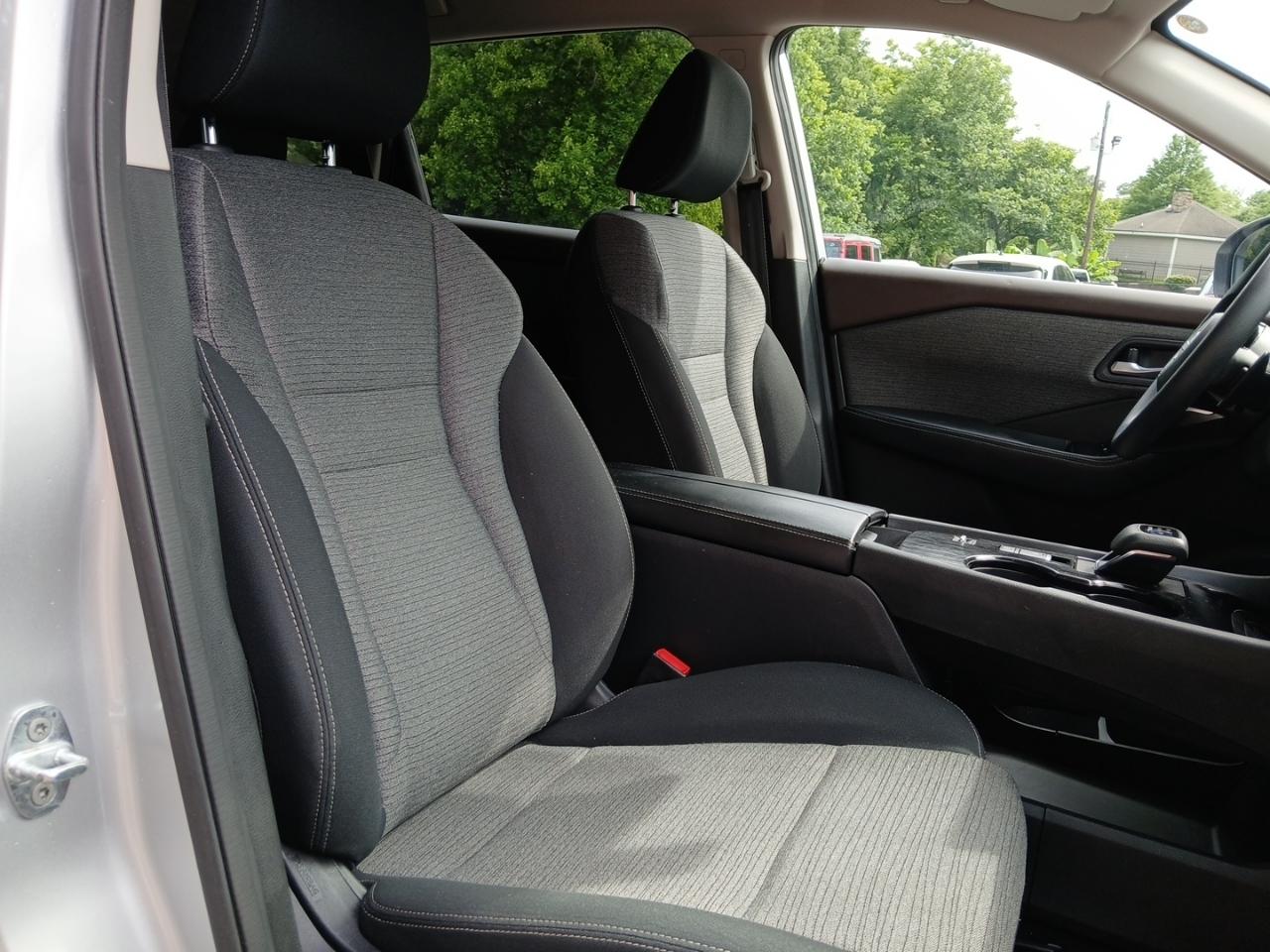 Nissan Rogue SV 2022