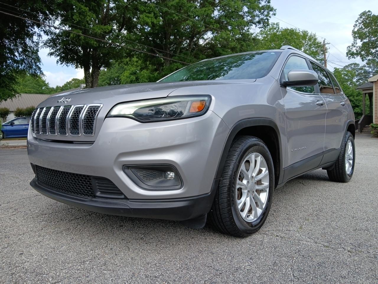 Jeep Cherokee Latitude FWD 2019