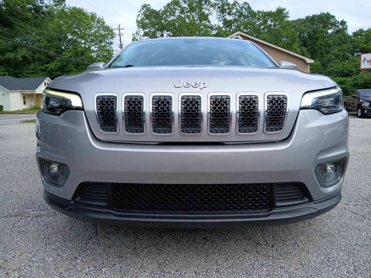 Jeep Cherokee Latitude FWD 2019