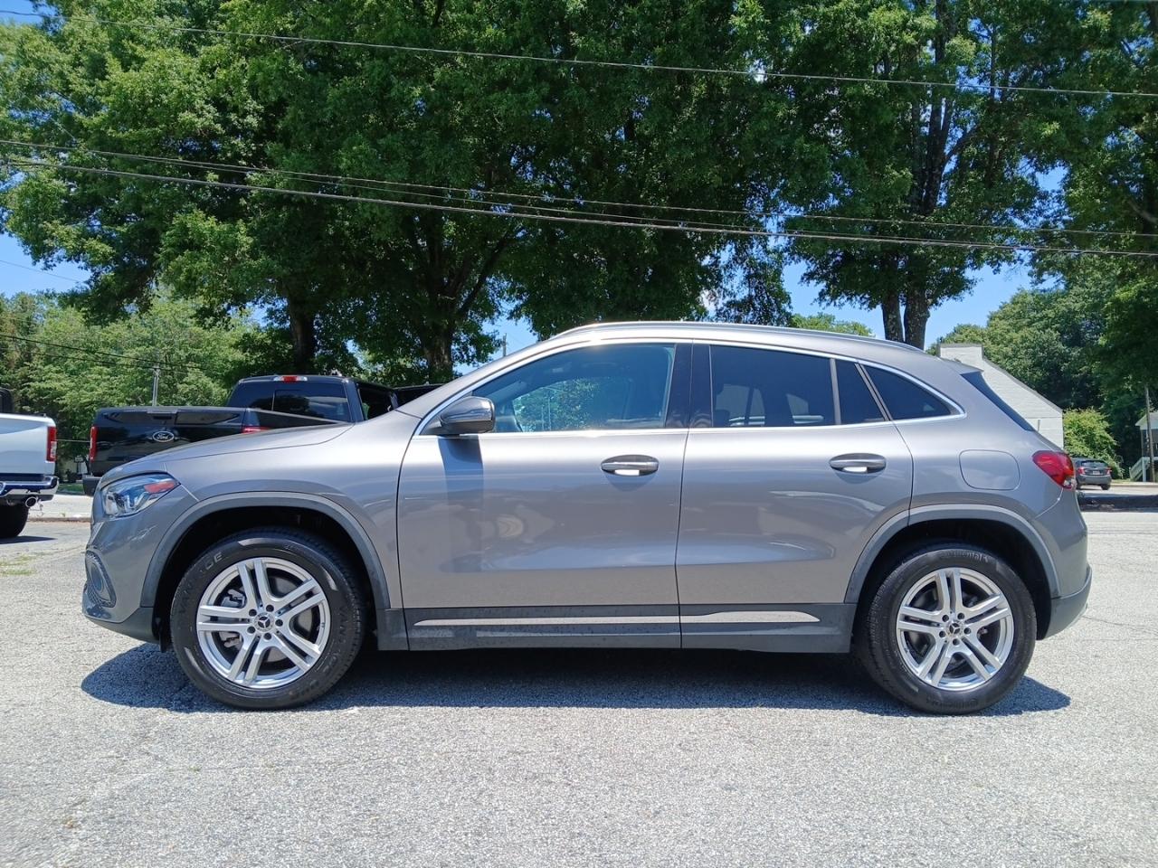 Mercedes-Benz GLA-Class GLA250 2023