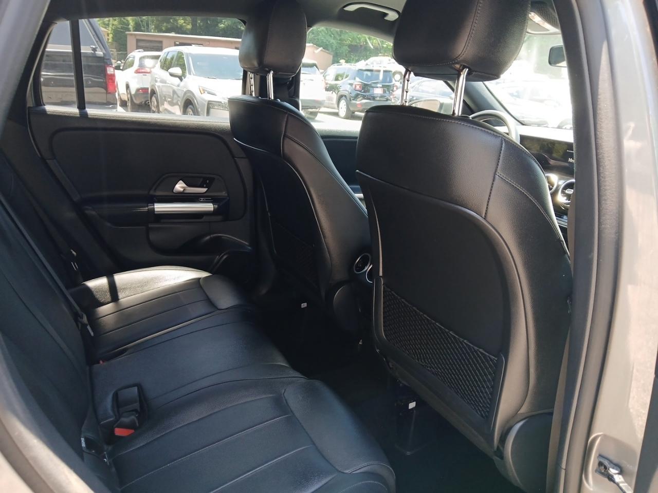 Mercedes-Benz GLA-Class GLA250 2023