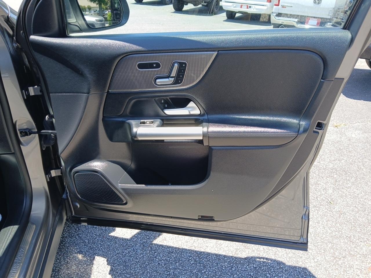 Mercedes-Benz GLA-Class GLA250 2023