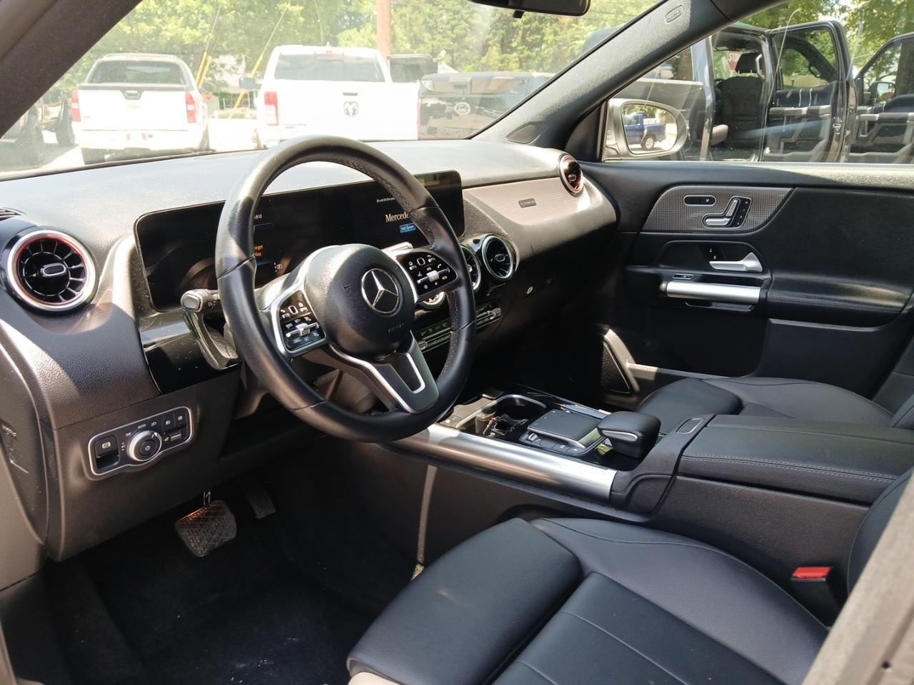 Mercedes-Benz GLA-Class GLA250 2023
