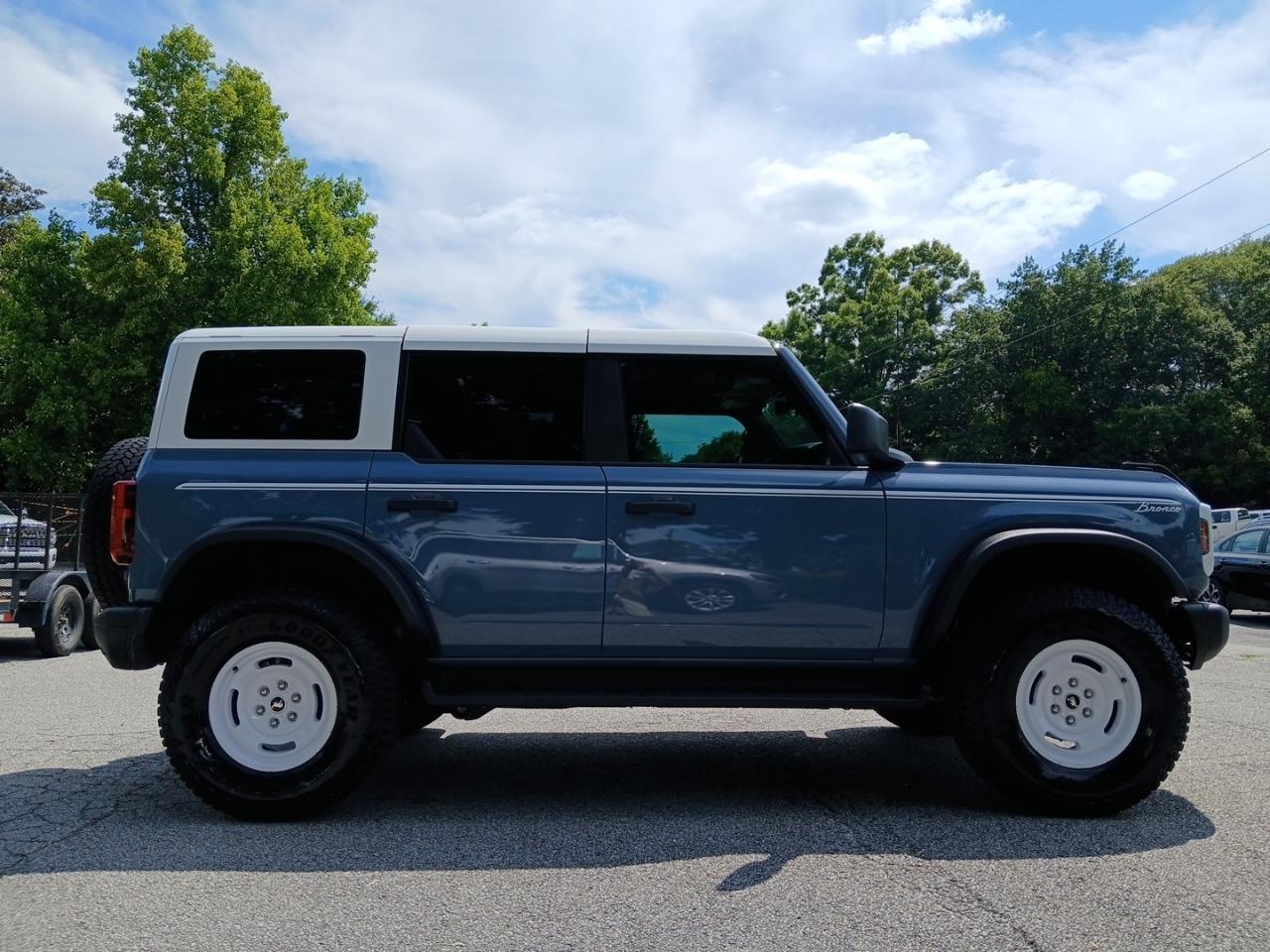 Ford Bronco Heritage Edition 4-Door 2025