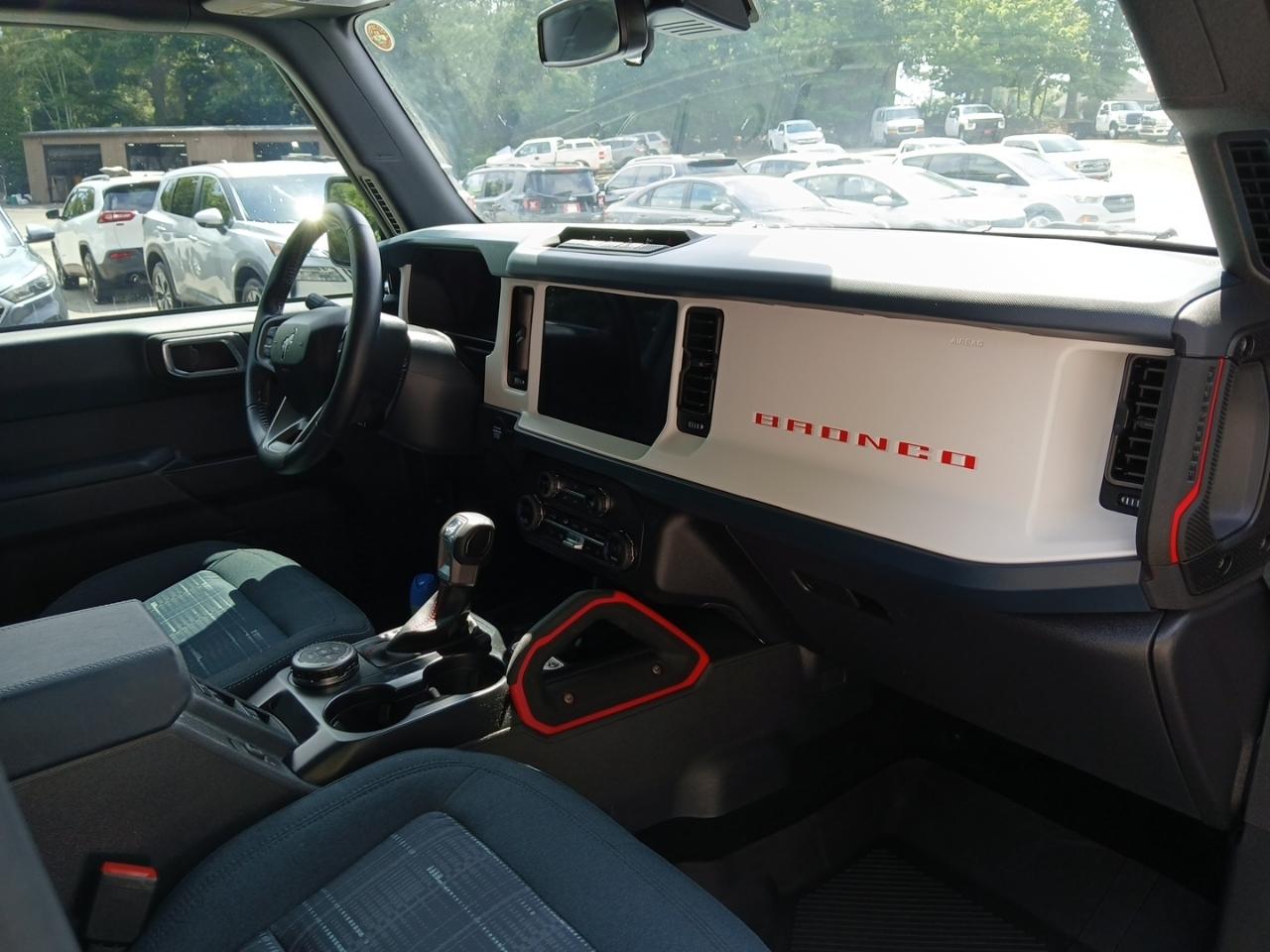 Ford Bronco Heritage Edition 4-Door 2025