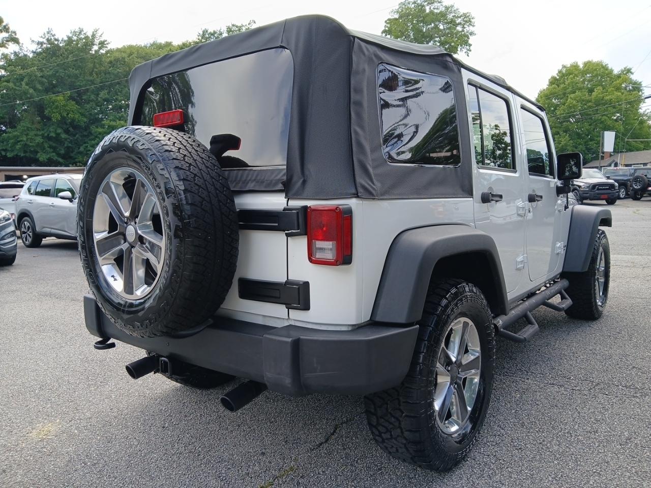 Jeep Wrangler Unlimited Sport 4WD 2017