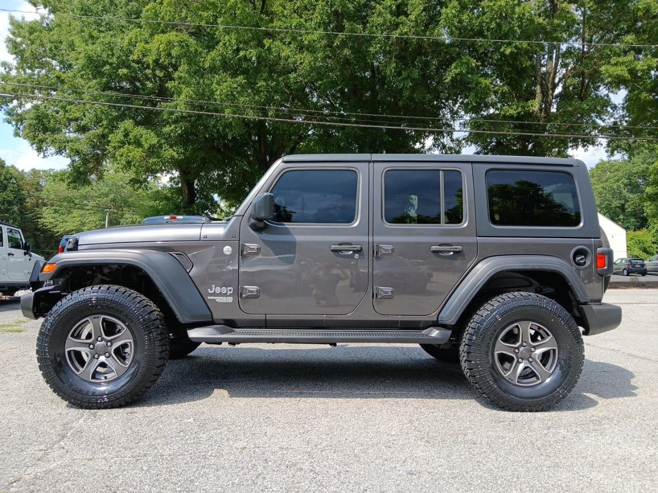 Jeep Wrangler Unlimited Sport 2018