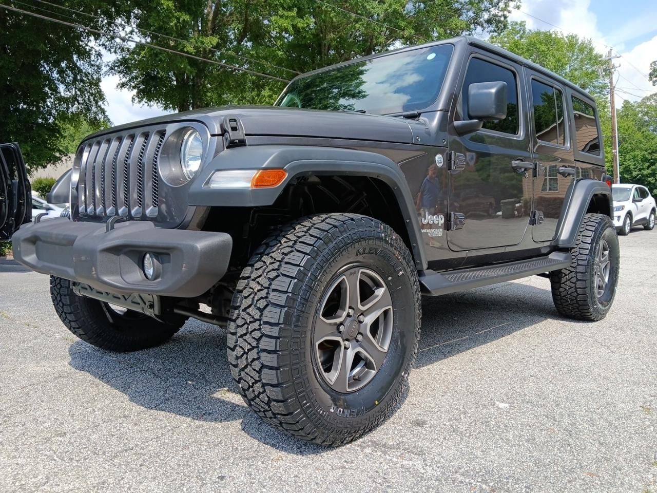 Jeep Wrangler Unlimited Sport 2018