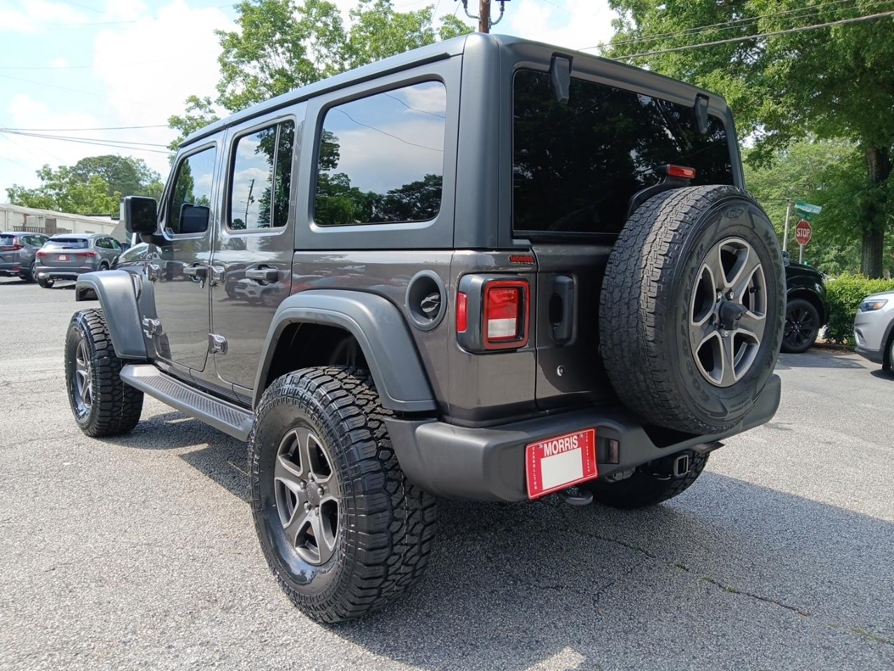 Jeep Wrangler Unlimited Sport 2018