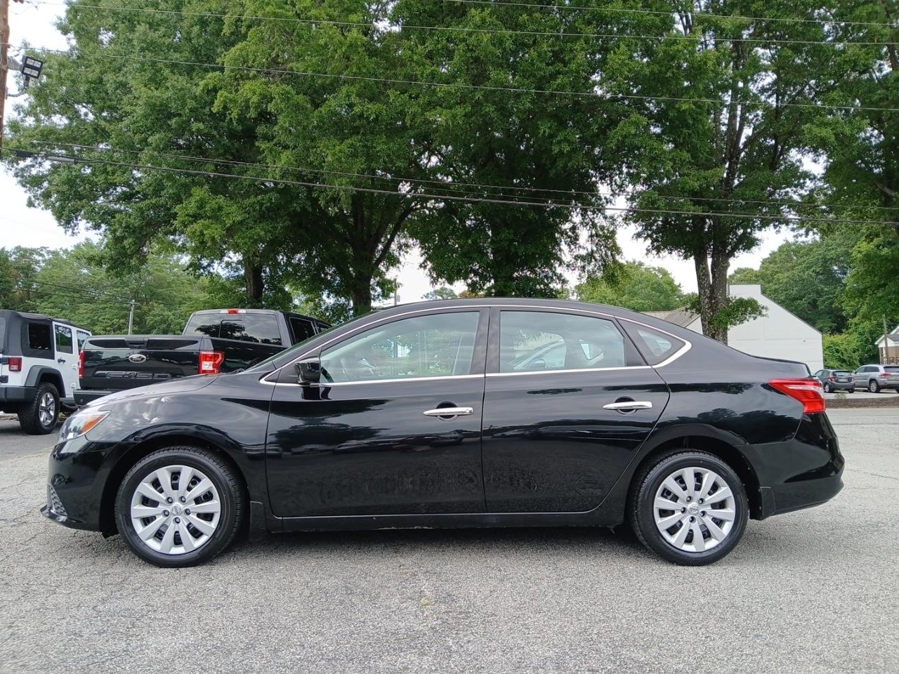 Nissan Sentra S CVT 2019