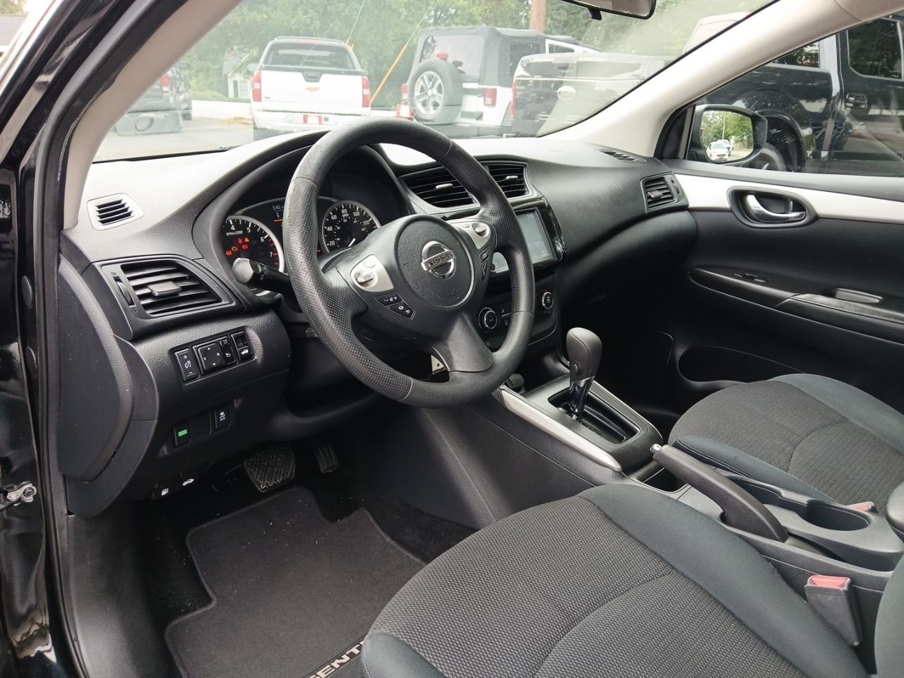 Nissan Sentra S CVT 2019