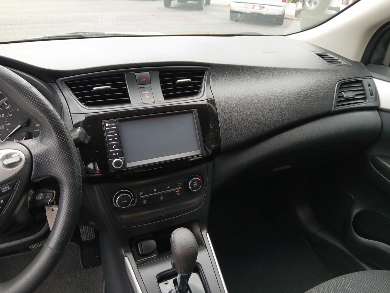 Nissan Sentra S CVT 2019