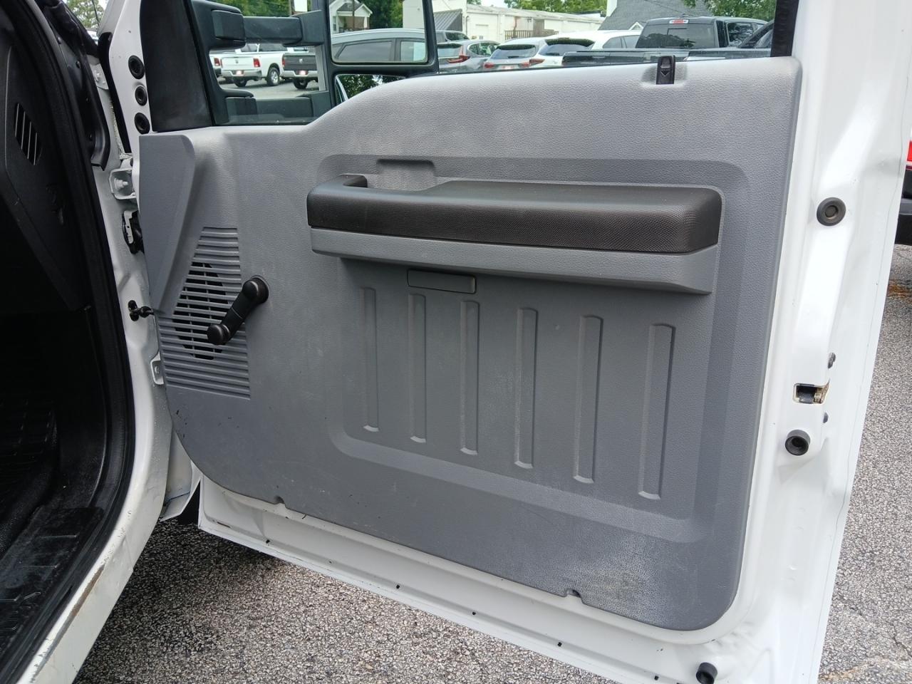 Ford F-450 SD Regular Cab DRW 4WD 2012