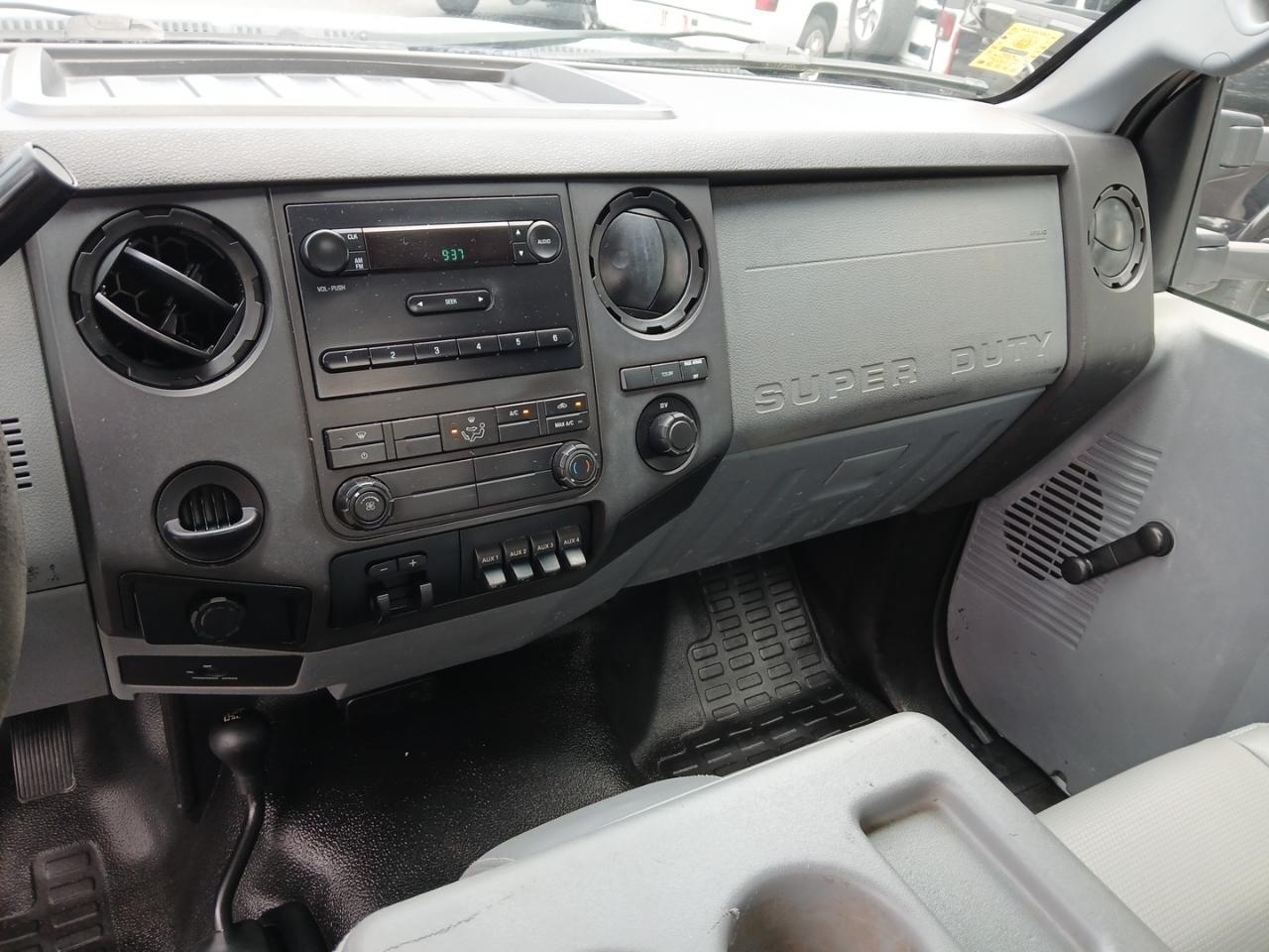 Ford F-450 SD Regular Cab DRW 4WD 2012