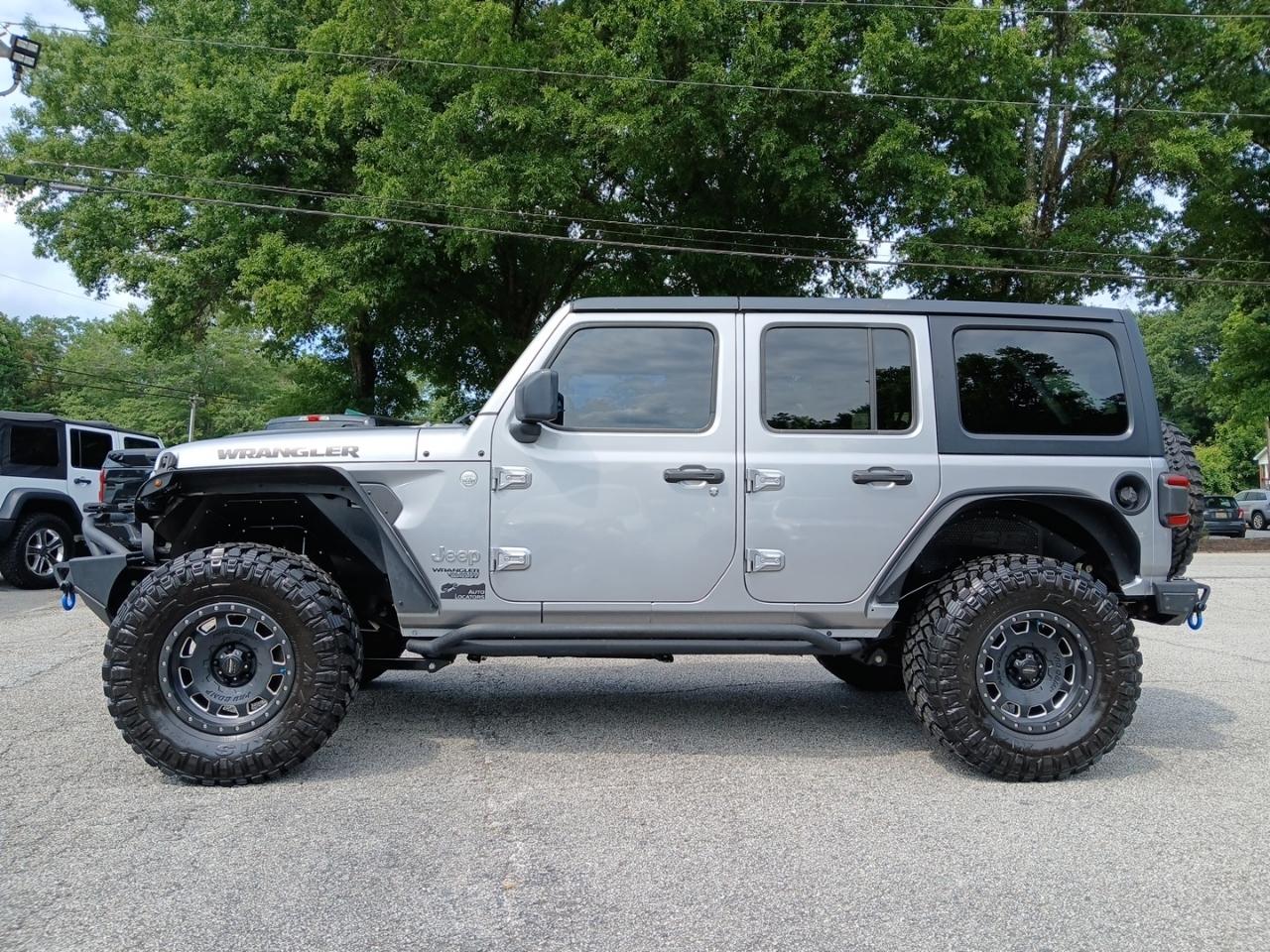Jeep Wrangler Unlimited Sport 2018