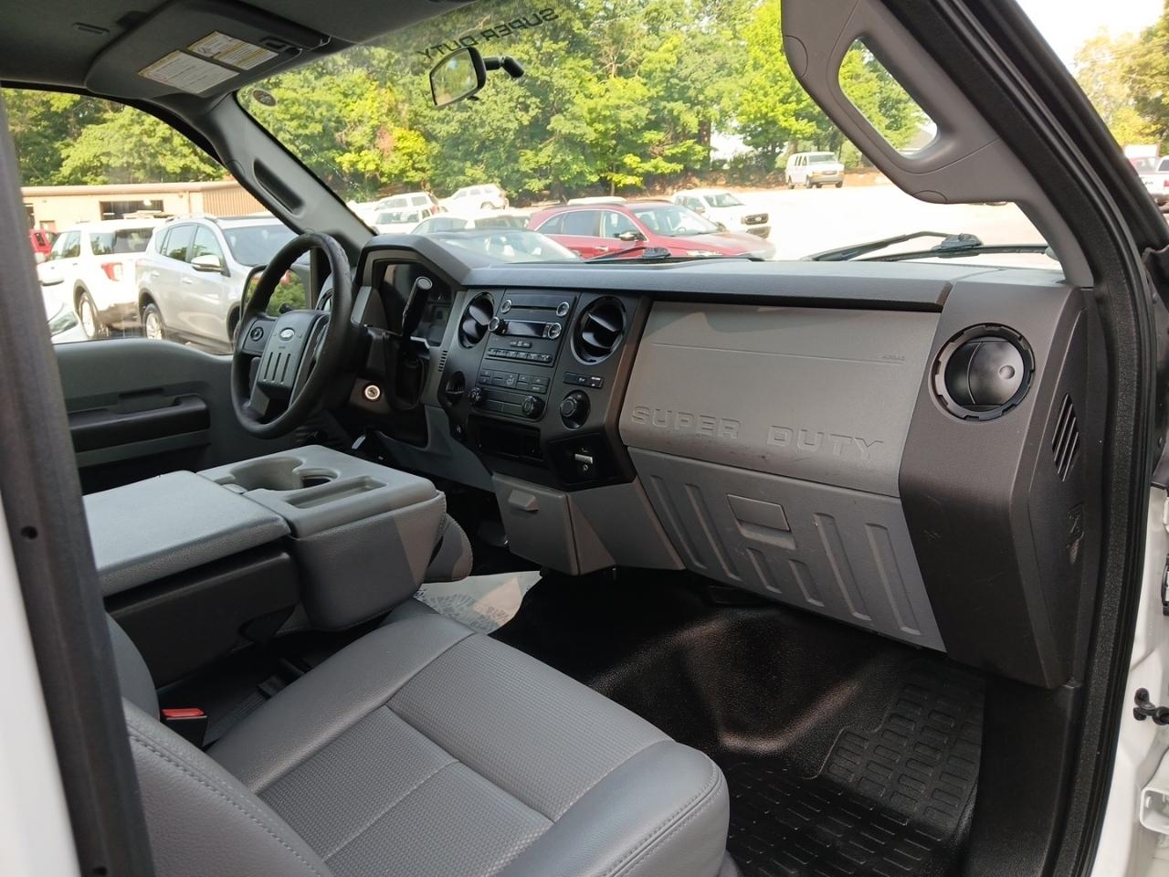 Ford F-250 SD XLT 2WD 2016