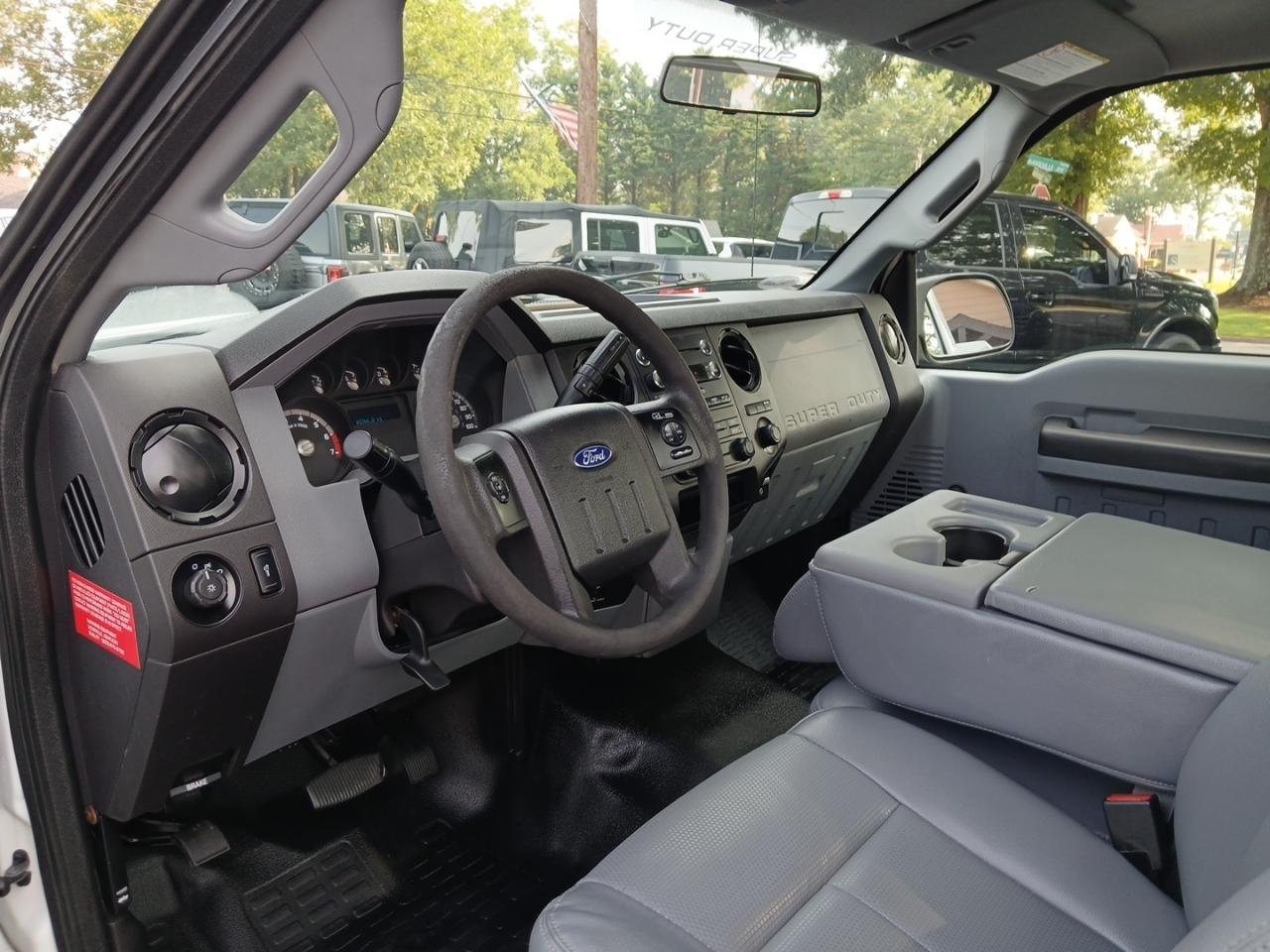 Ford F-250 SD XLT 2WD 2016