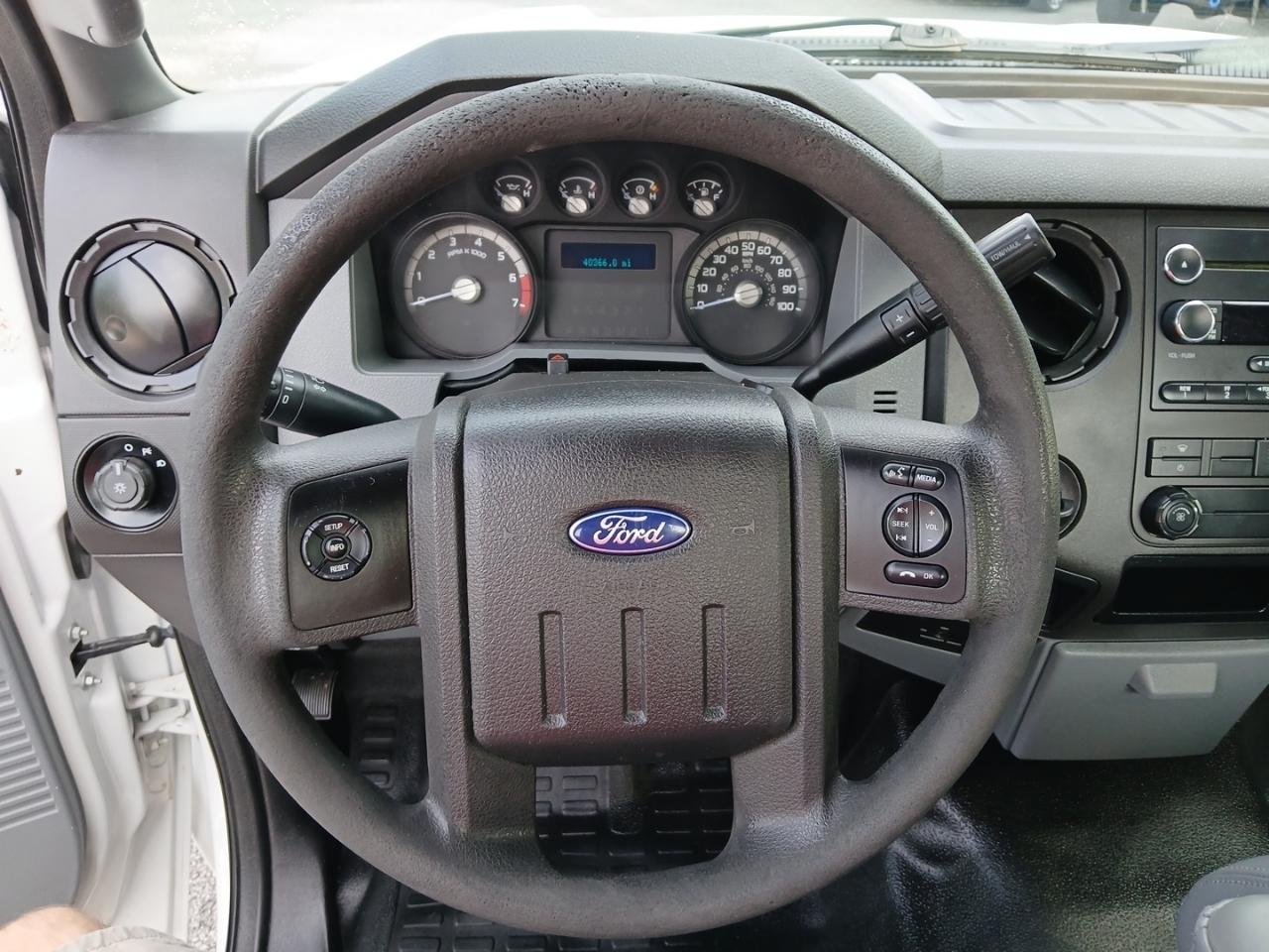 Ford F-250 SD XLT 2WD 2016