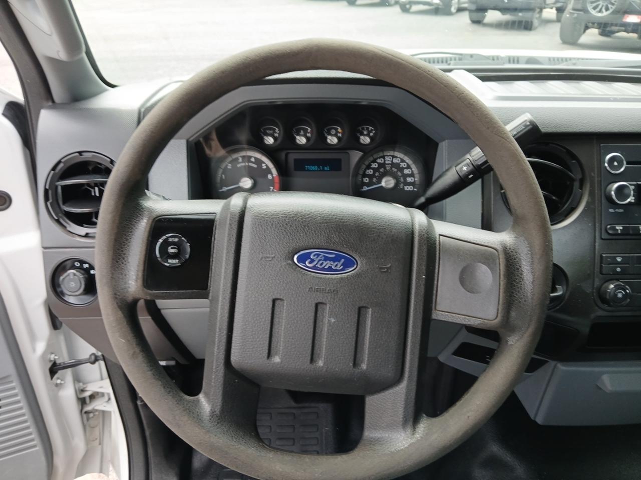 Ford F-250 SD XLT 2WD 2015