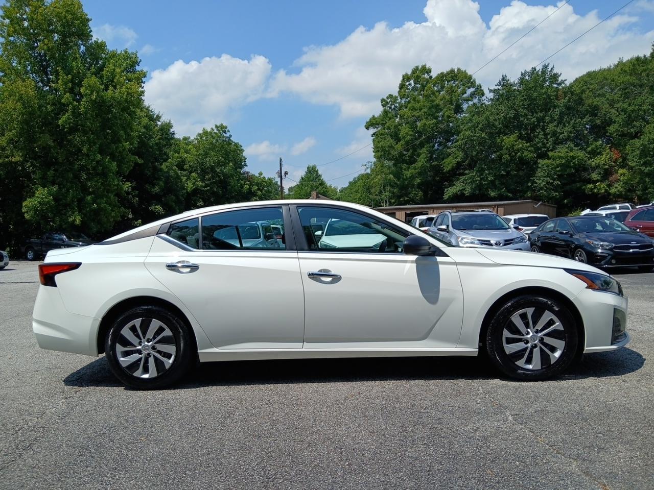 Nissan Altima 2.5 S 2024