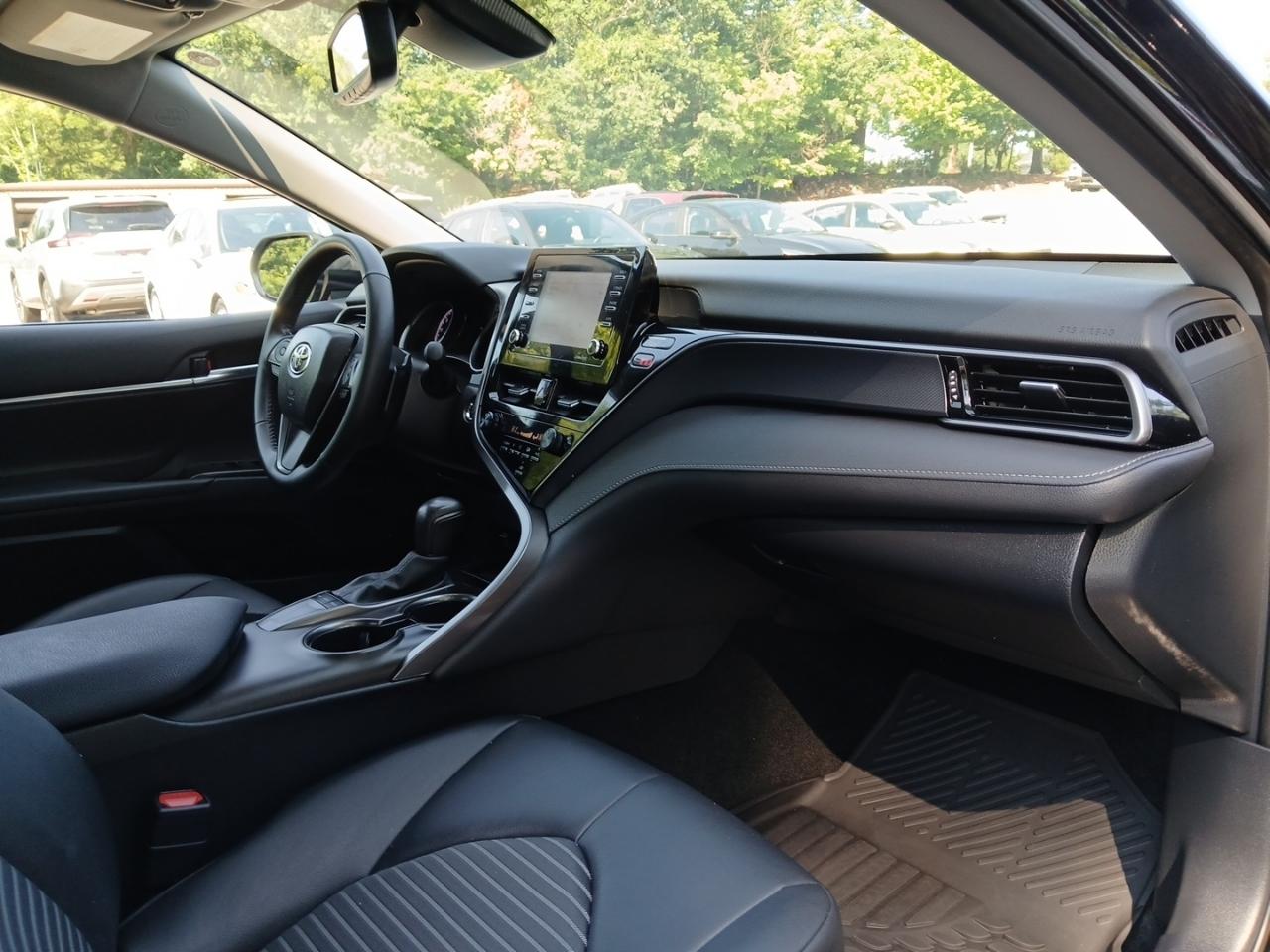 Toyota Camry SE Nightshade Edition 2024