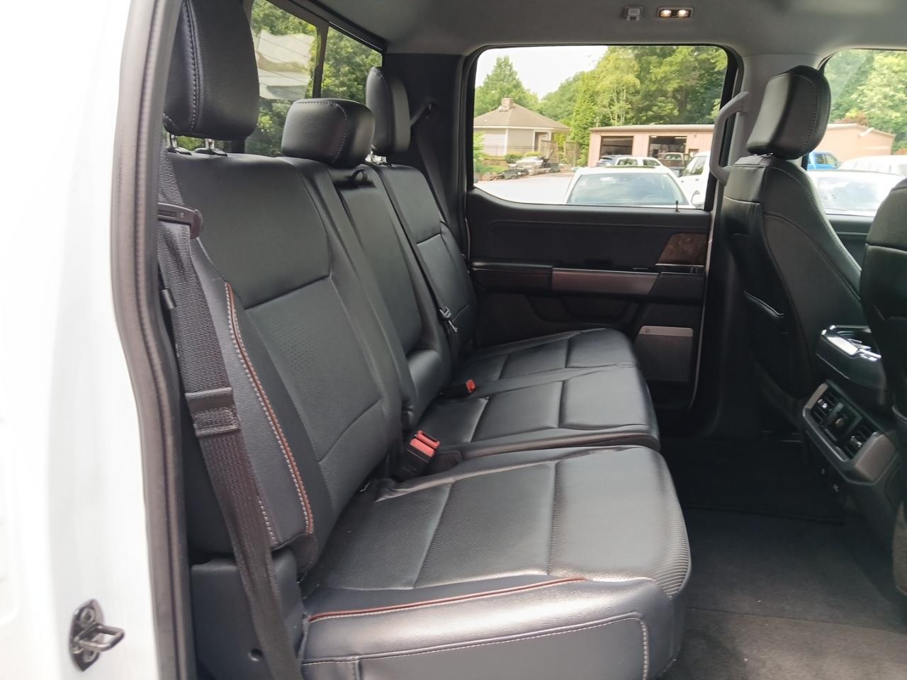 Ford F-150 4WD SuperCrew 145" Lariat 2023