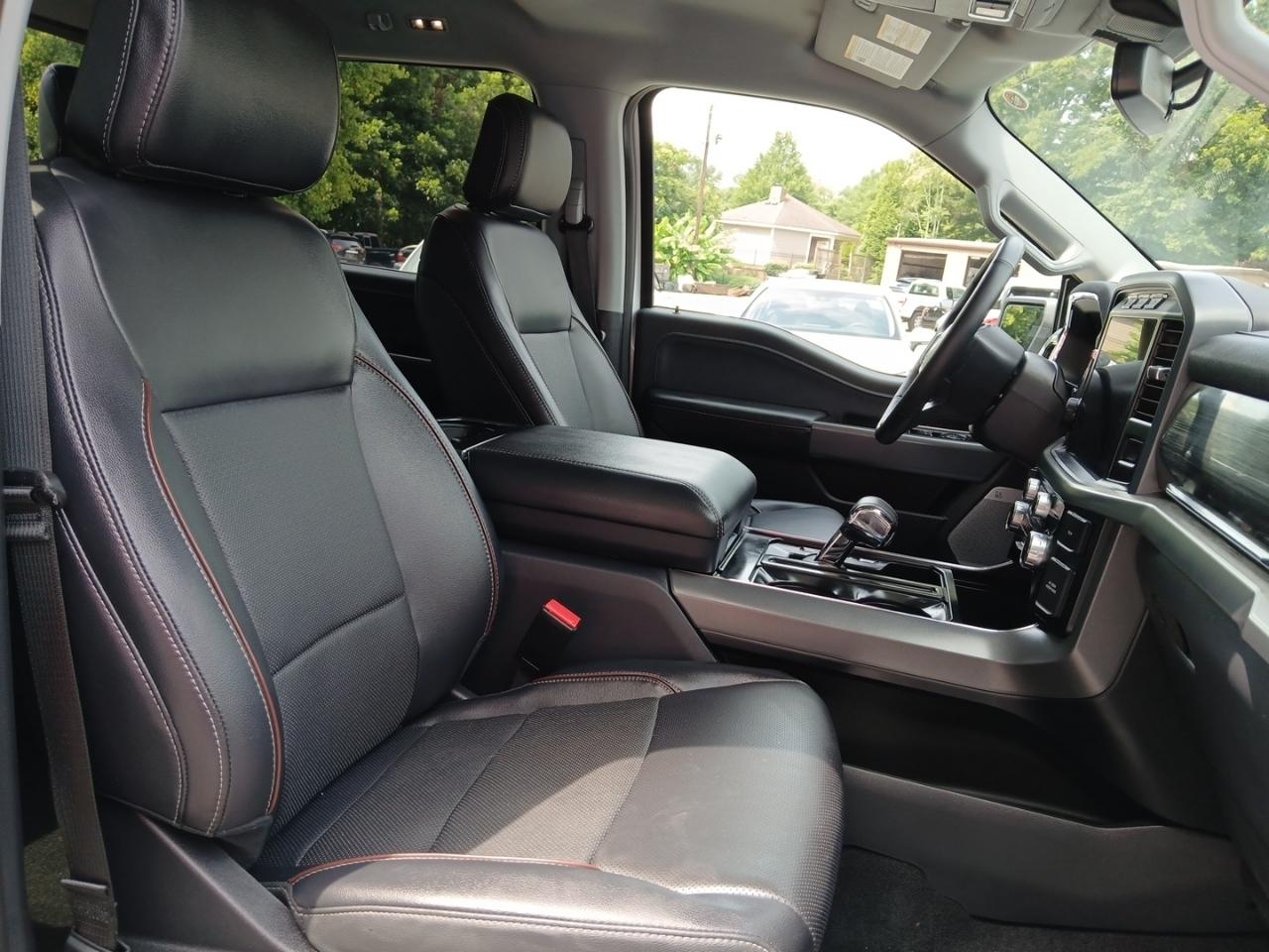 Ford F-150 4WD SuperCrew 145" Lariat 2023