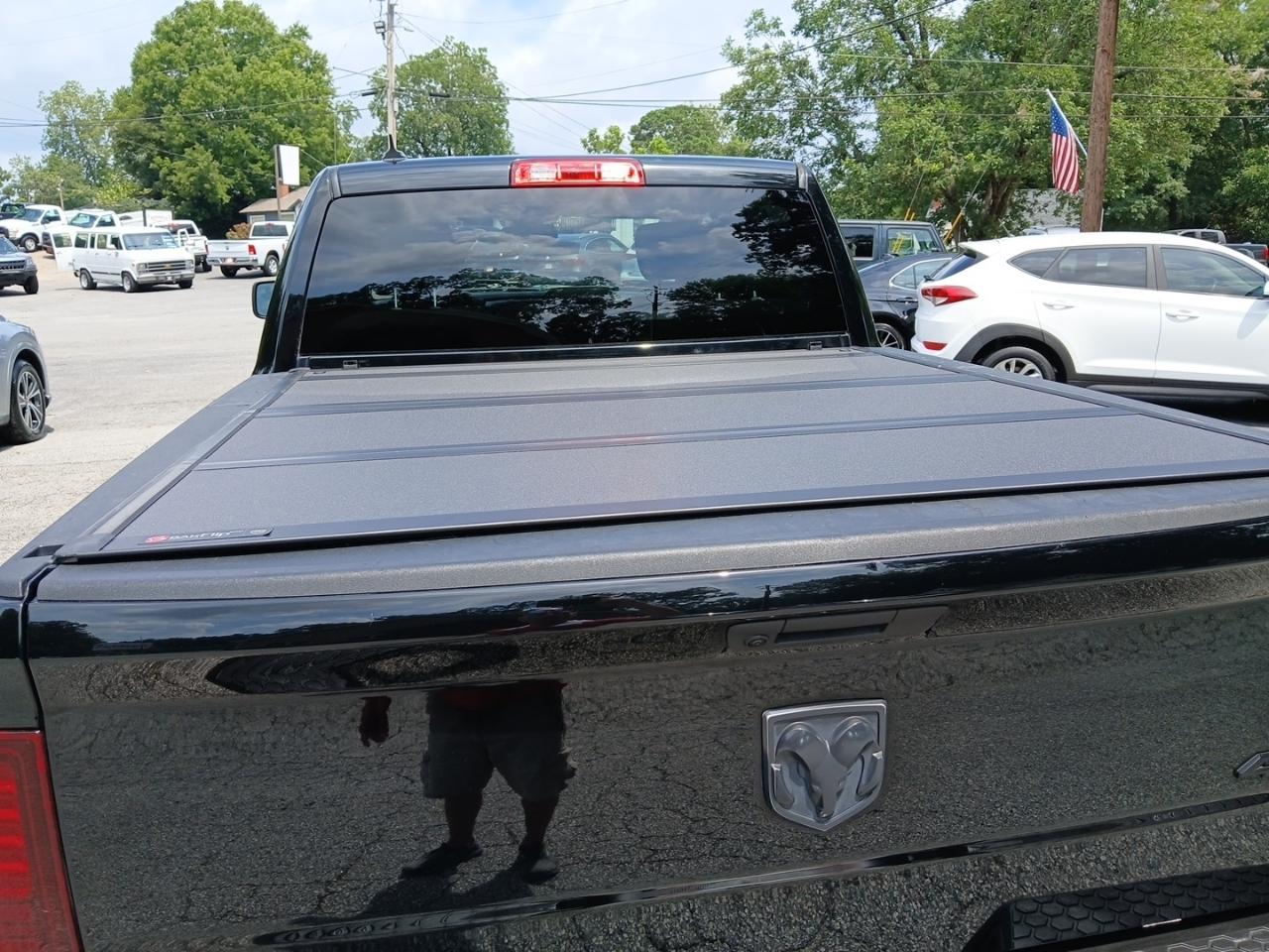 RAM 1500 Classic Tradesman Crew Cab SWB 4WD 2022