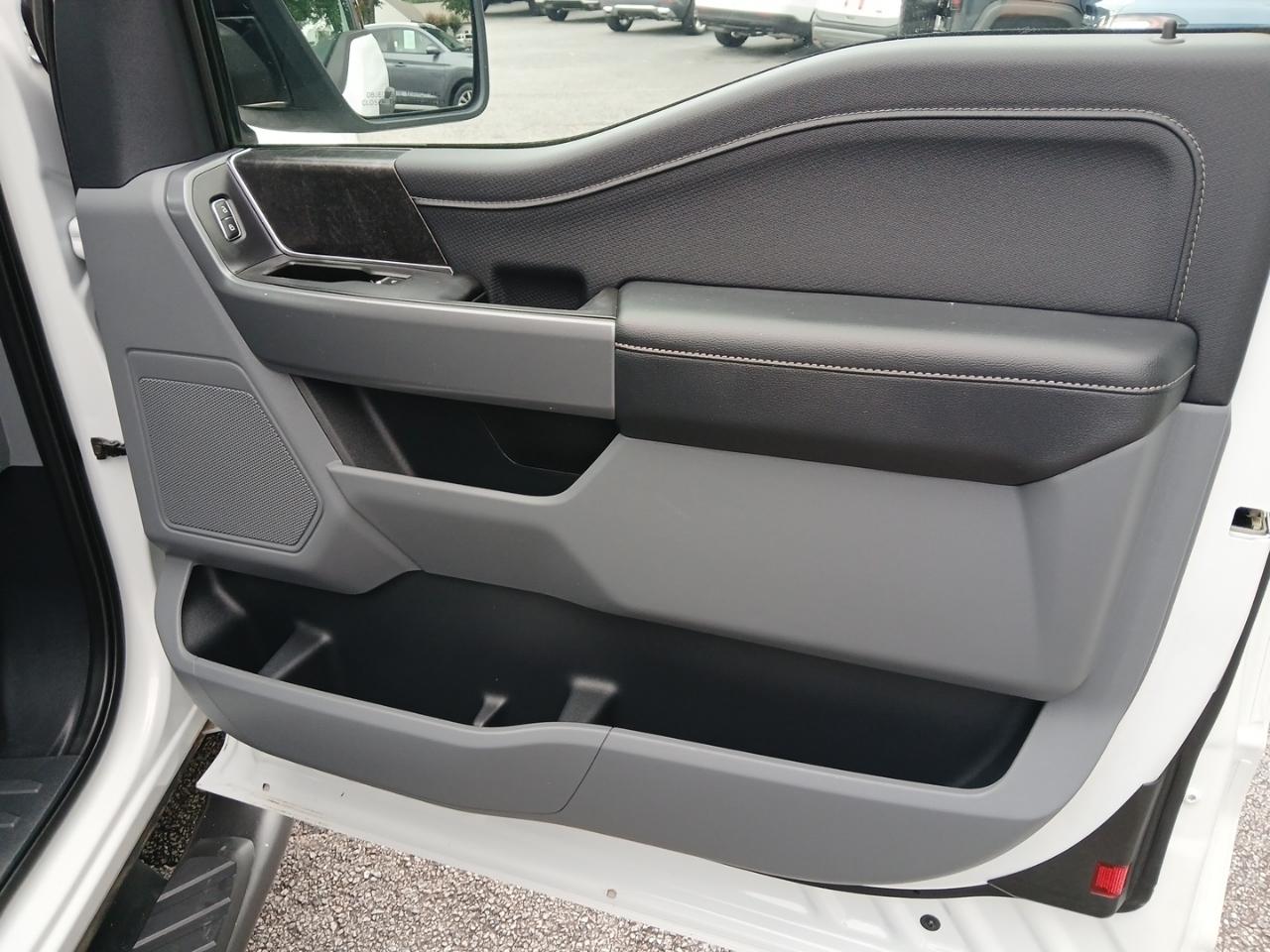 Ford F-150 2WD SuperCab 145" XLT 2021