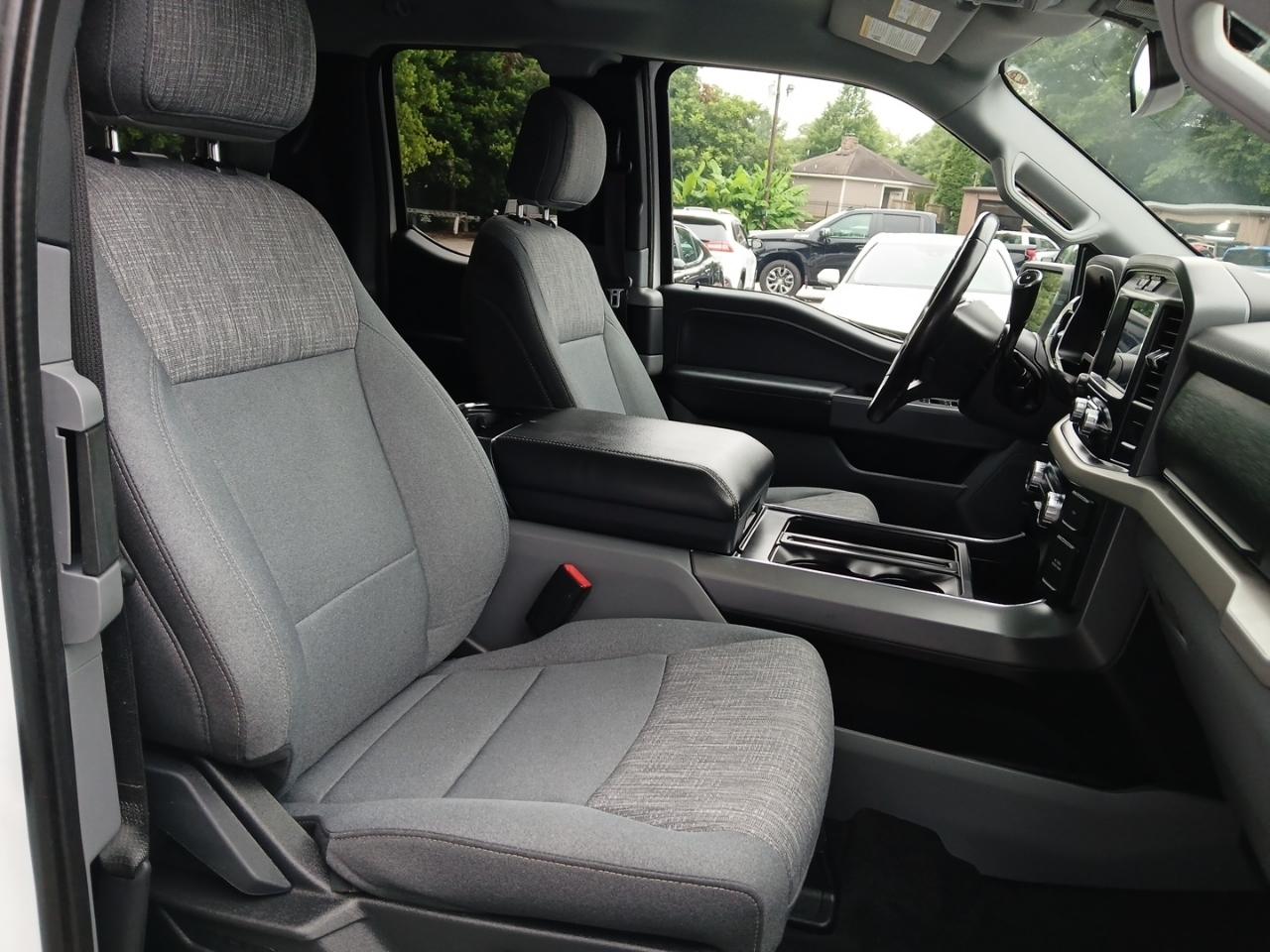 Ford F-150 2WD SuperCab 145" XLT 2021